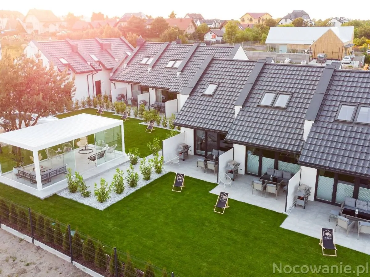 3 Córki Domki apartamentowe z basenem Jastrzębia Góra – Jastrzębia Góra, Polsko
