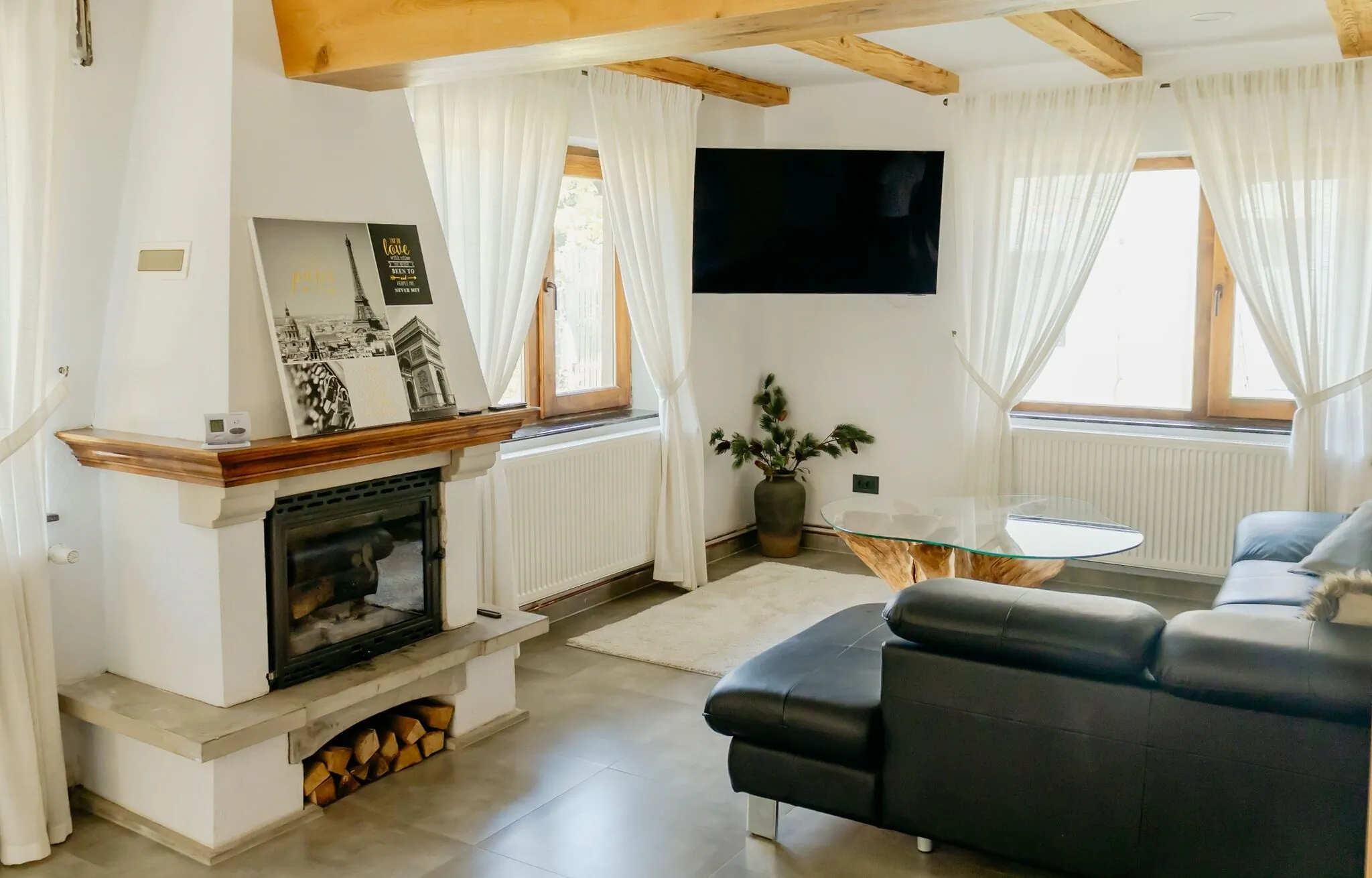 Cabana Walthouse Brașov – Vulcan, România