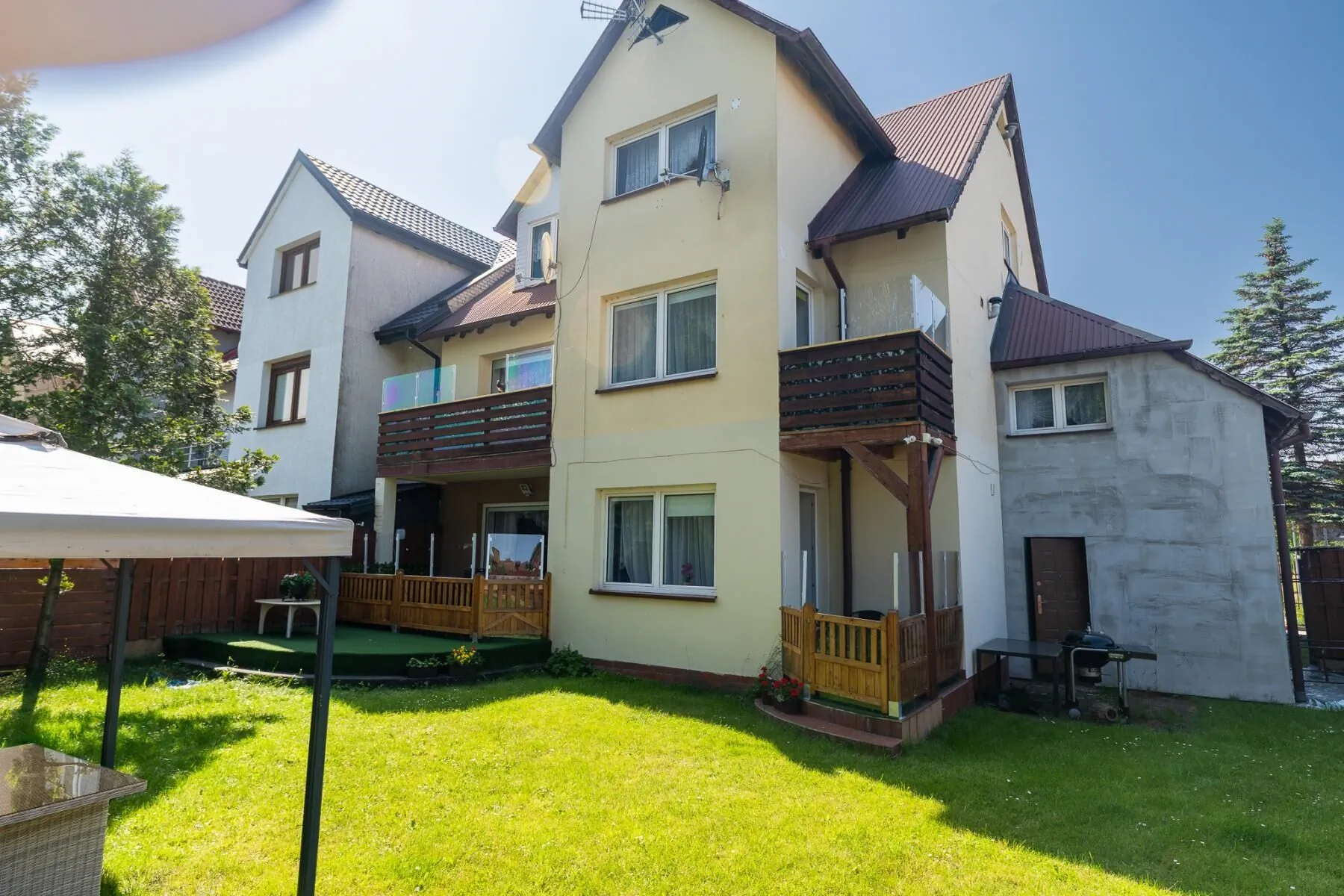 Apartamenty, pokoje gościnne Koral Kołobrzeg – Kołobrzeg, Polonia