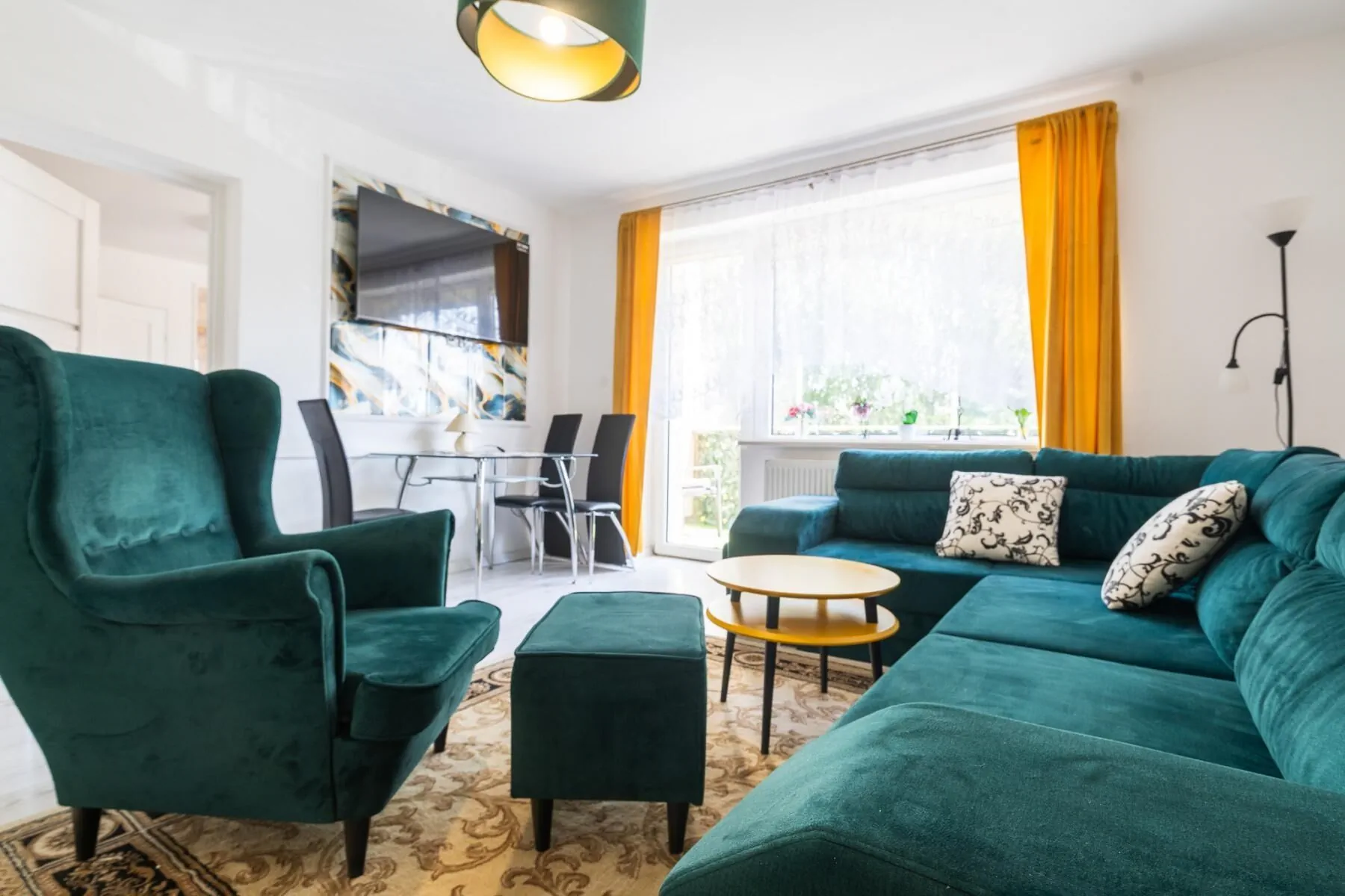 Apartamenty, pokoje gościnne Koral Kołobrzeg – Kołobrzeg, Polonia