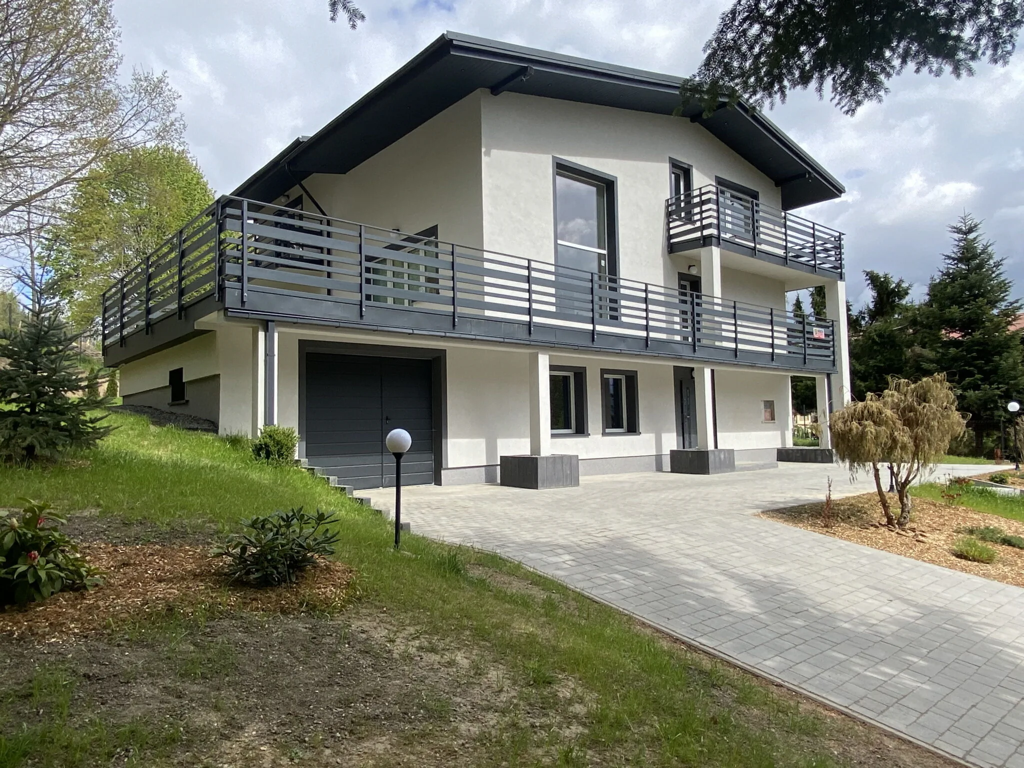 Willa Platanowe Wzgórze WOJCIESZYCE – Wojcieszyce, Polska