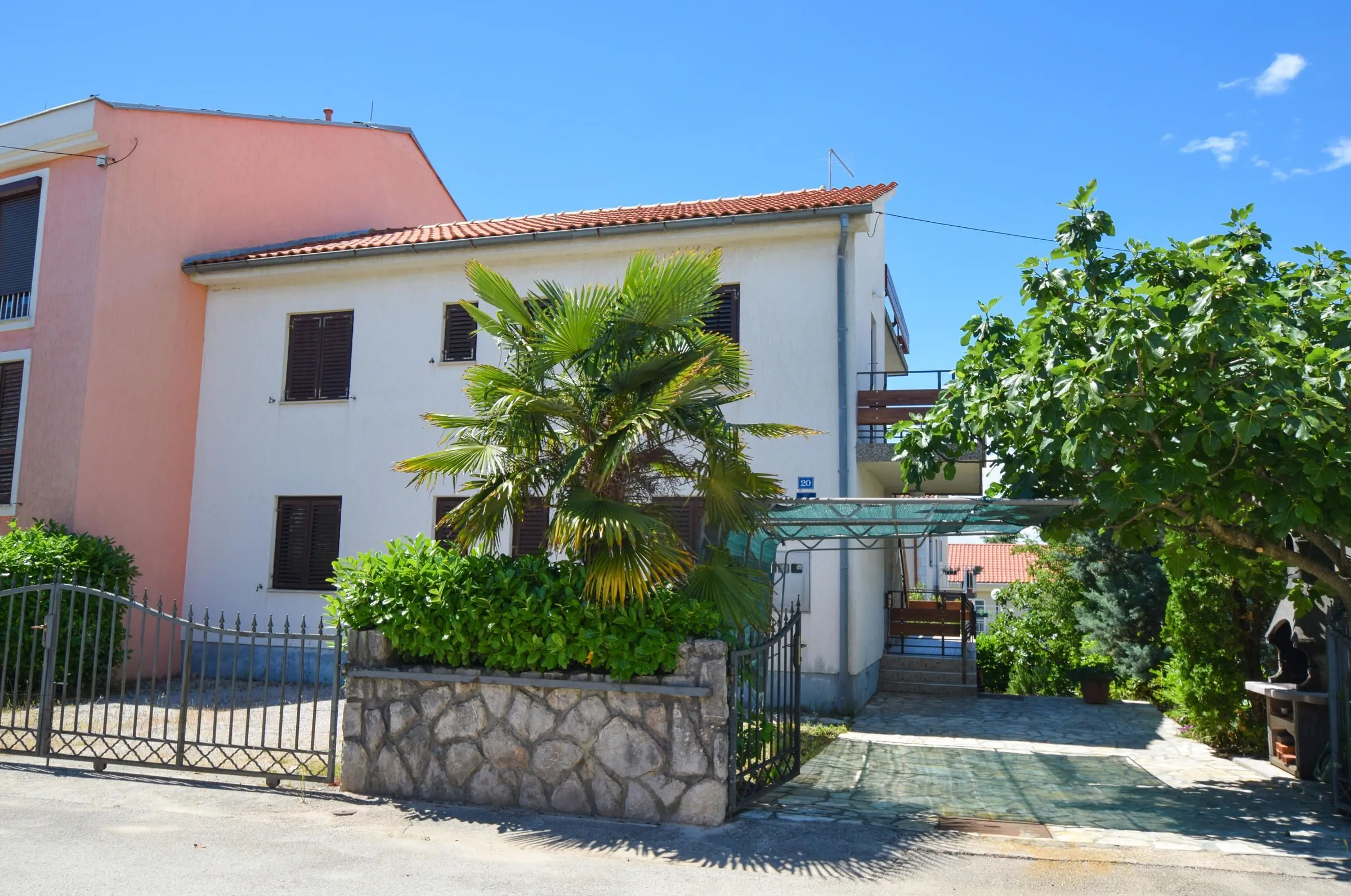 Apartments Vera Malinska - foto 1