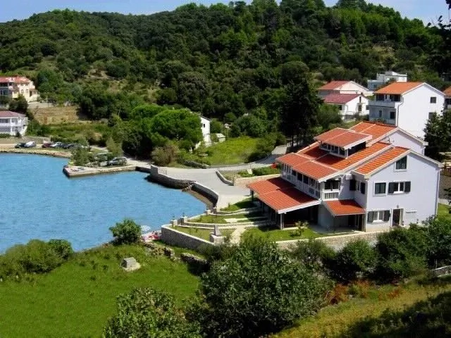 Apartments Mare Kampor - foto 1