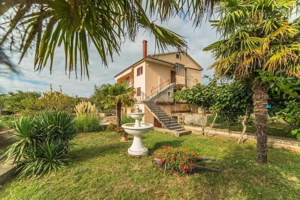 Renato Rovinj – Rovinj, Croația