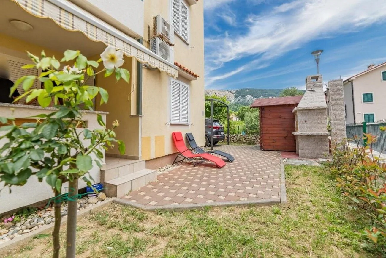 Apartments With Parking Space Baška, Krk - 22418 Baška – Baška, Croația