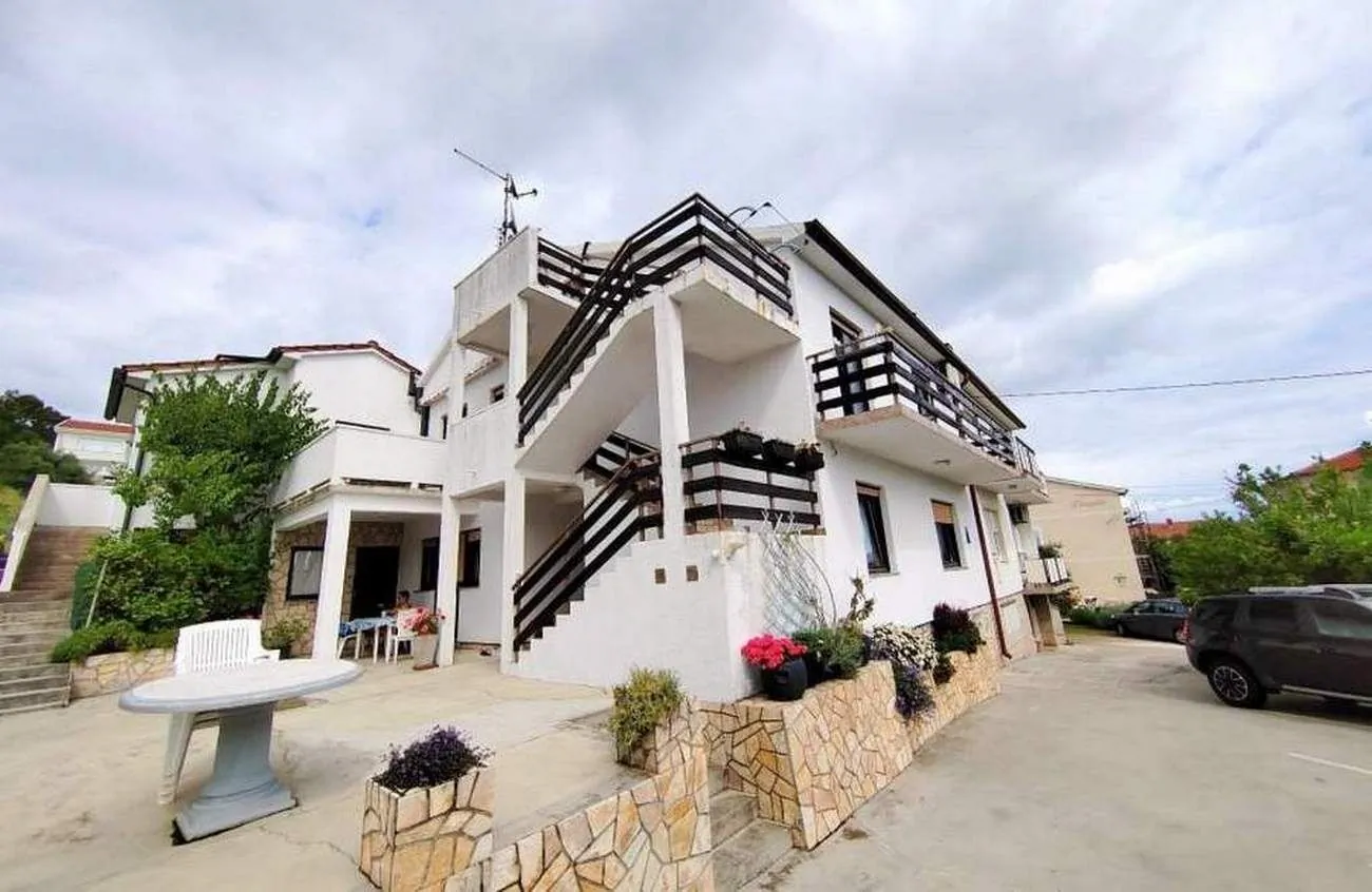 Apartments With Parking Space Rab - 22497 – Rab, Chorvatsko