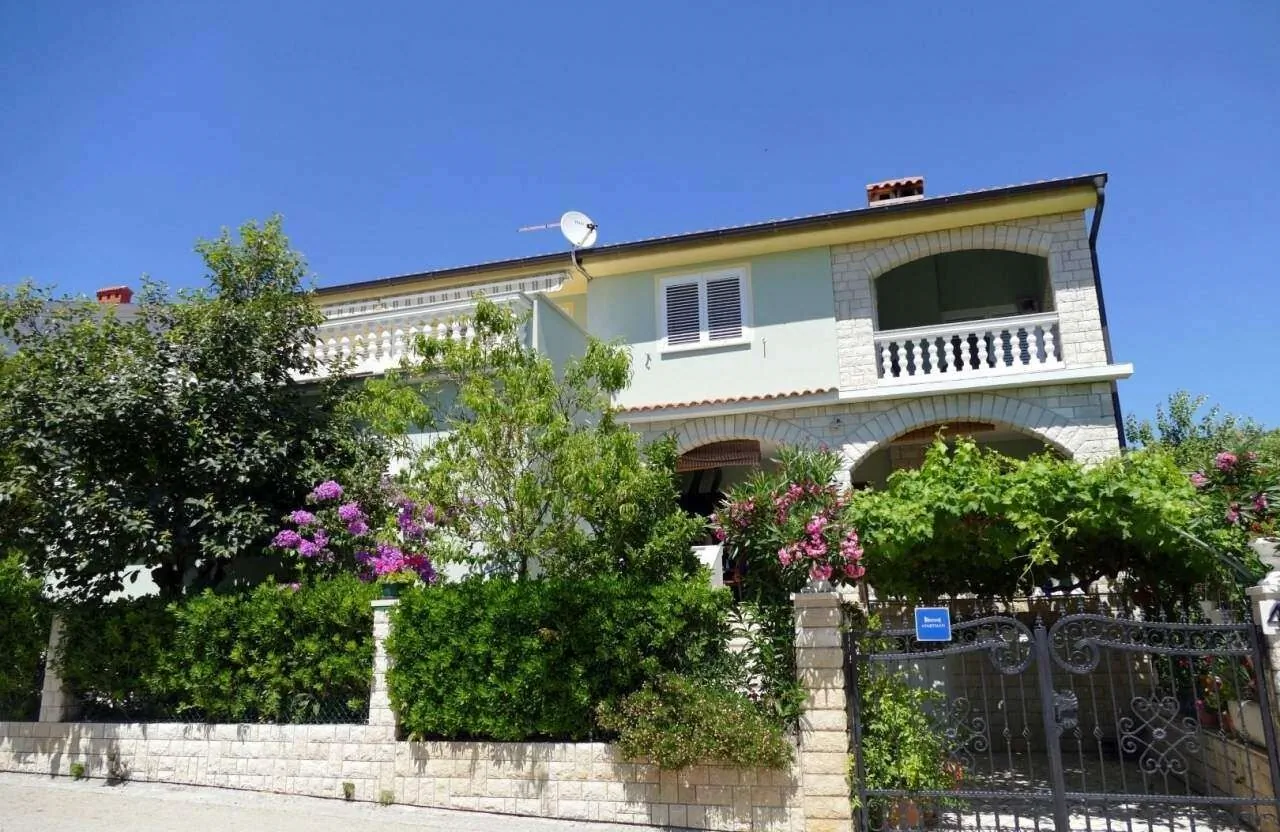 Apartments With Parking Space Palit, Rab - 22562 Palit - foto 2