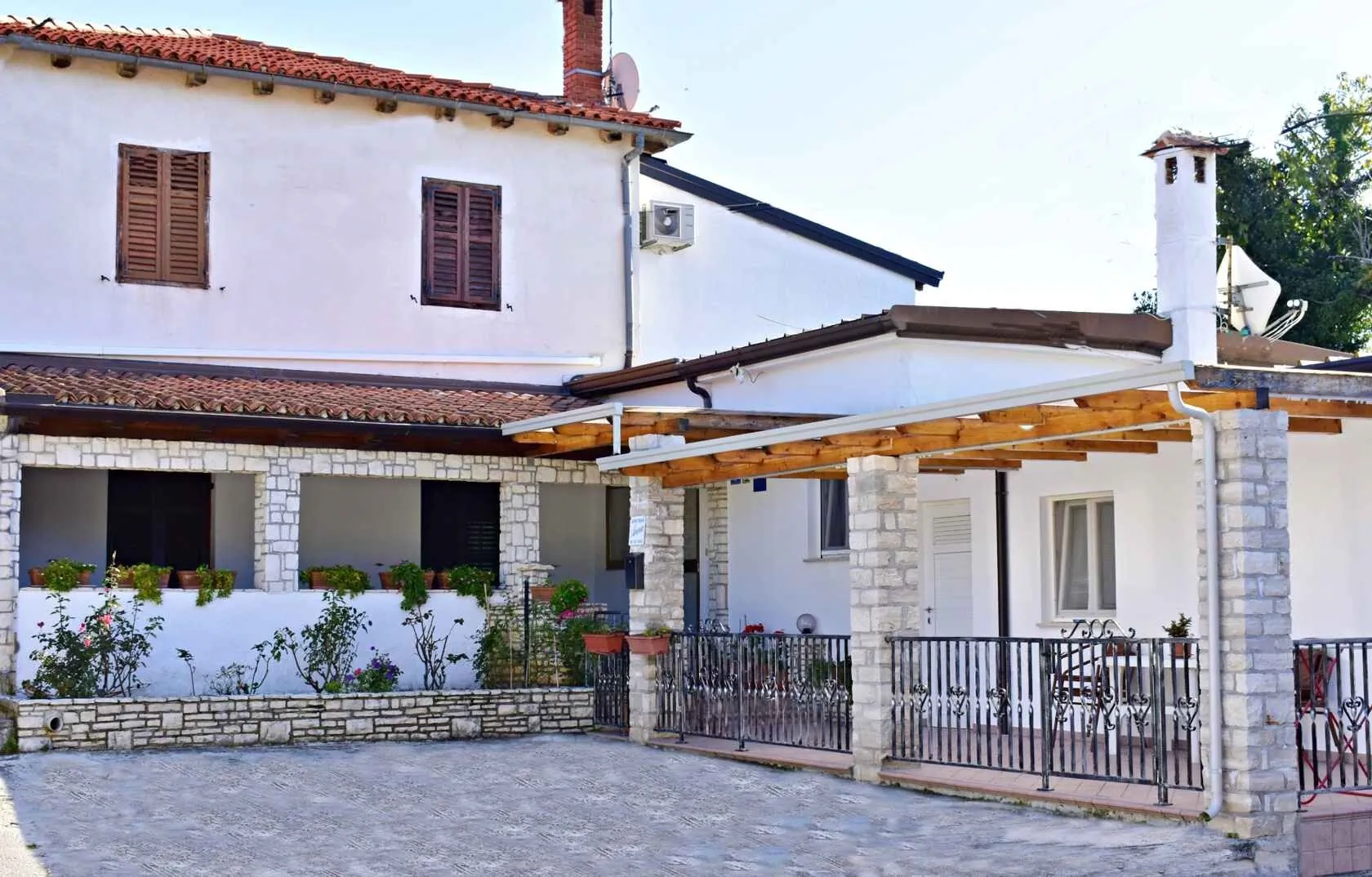 Apartments With Parking Space Zambratija, Umag - 22658 Zambratija - foto 1