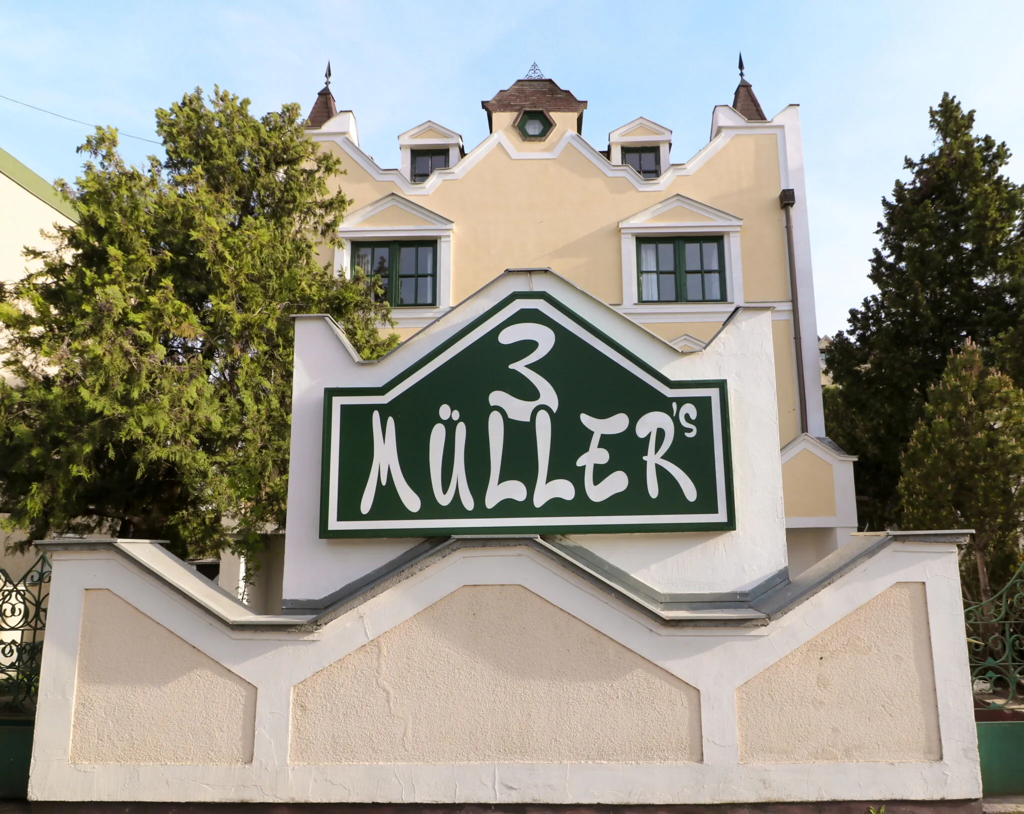 Müller's 3 Panzió Siófok – Siófok, Ungaria