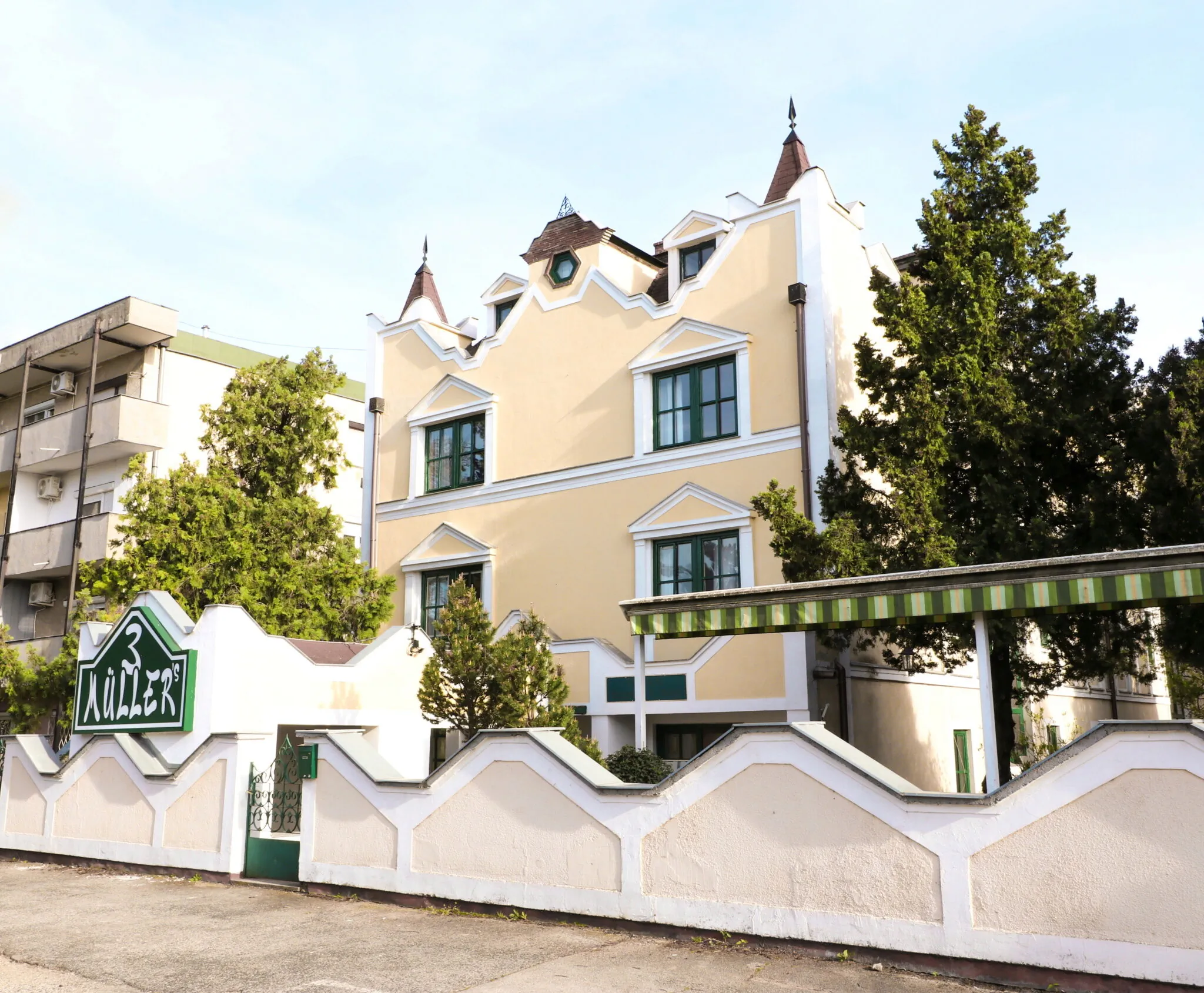Müller's 3 Panzió Siófok – Siófok, Ungaria