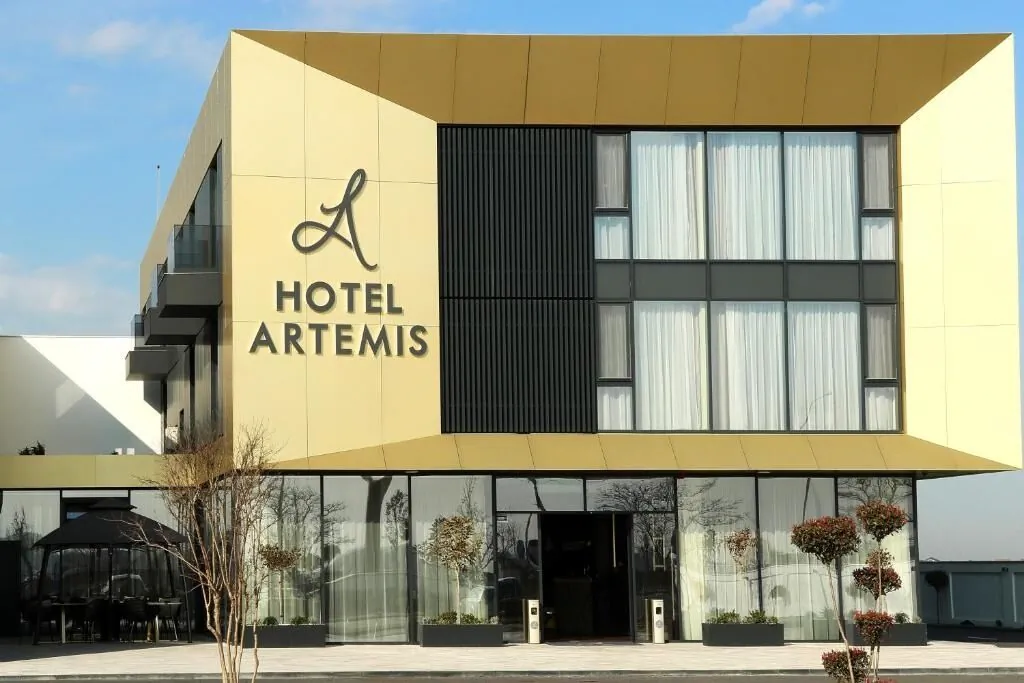 Hotel Artemis Oradea – Oradea, România