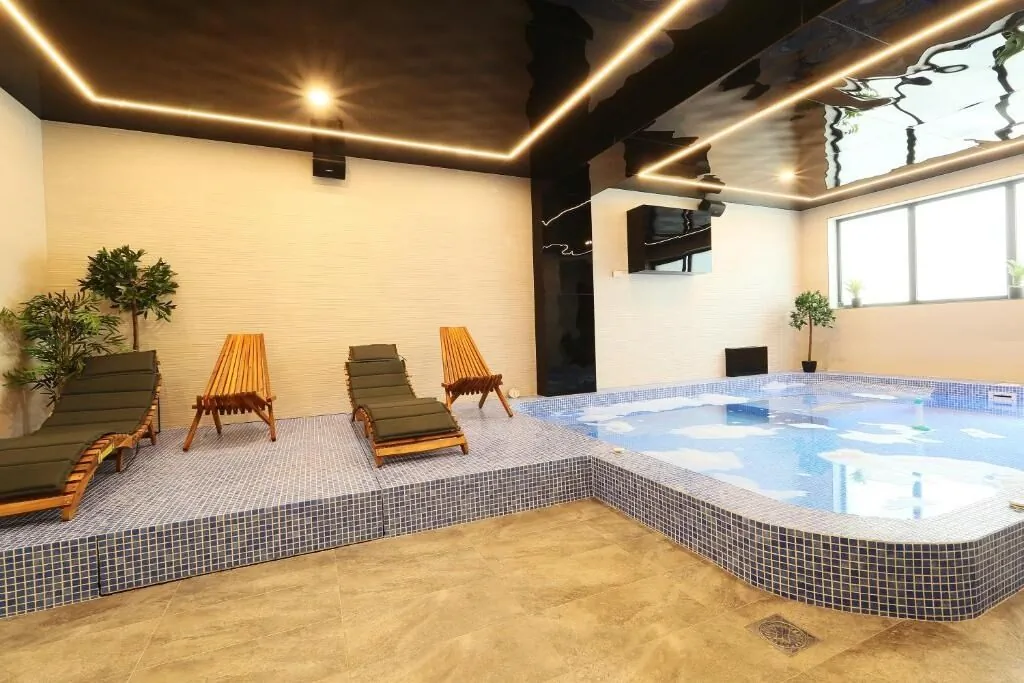 Hotel Artemis Oradea – Oradea, România