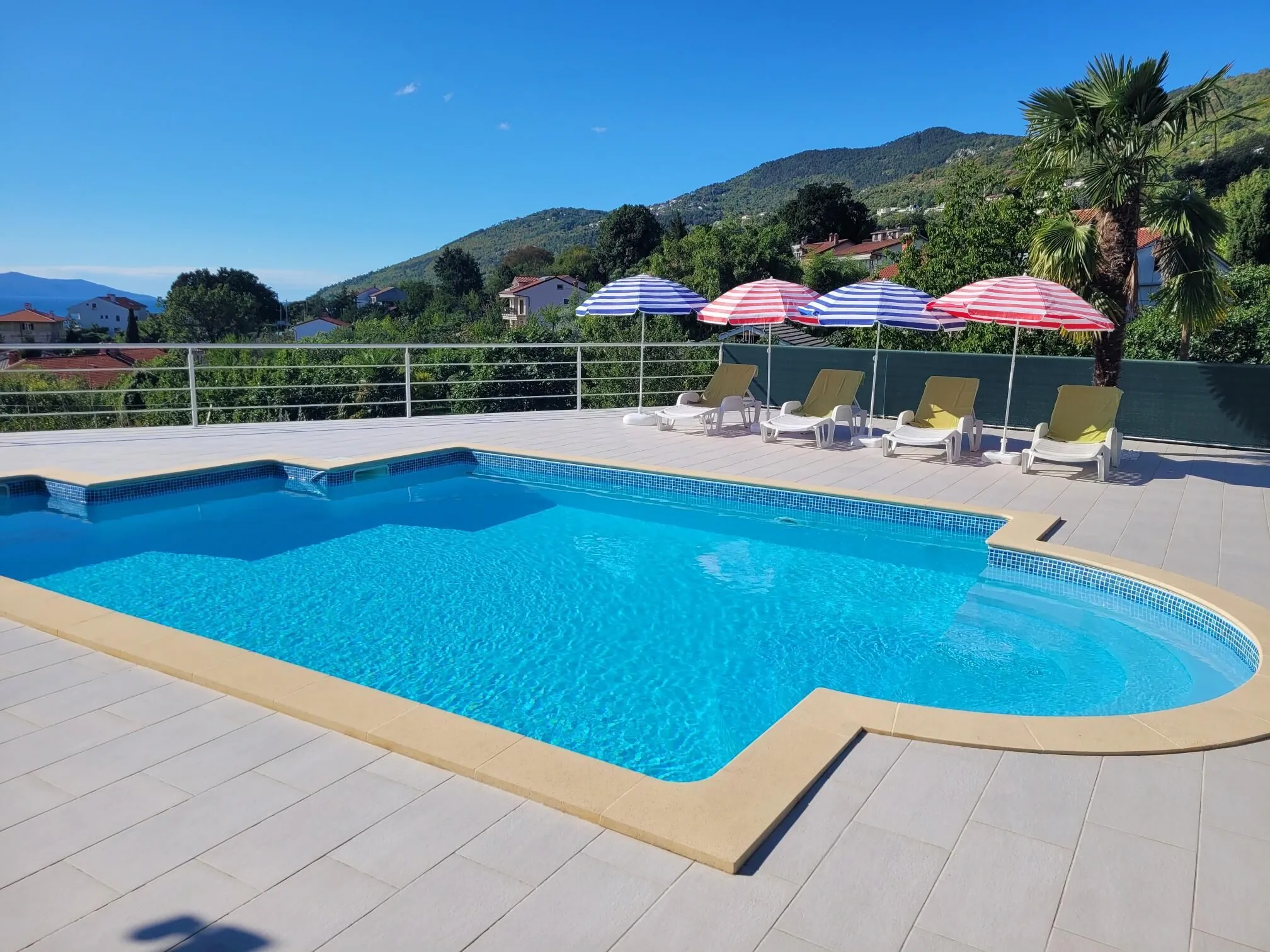 House Pool Icici – Ičići, Croația