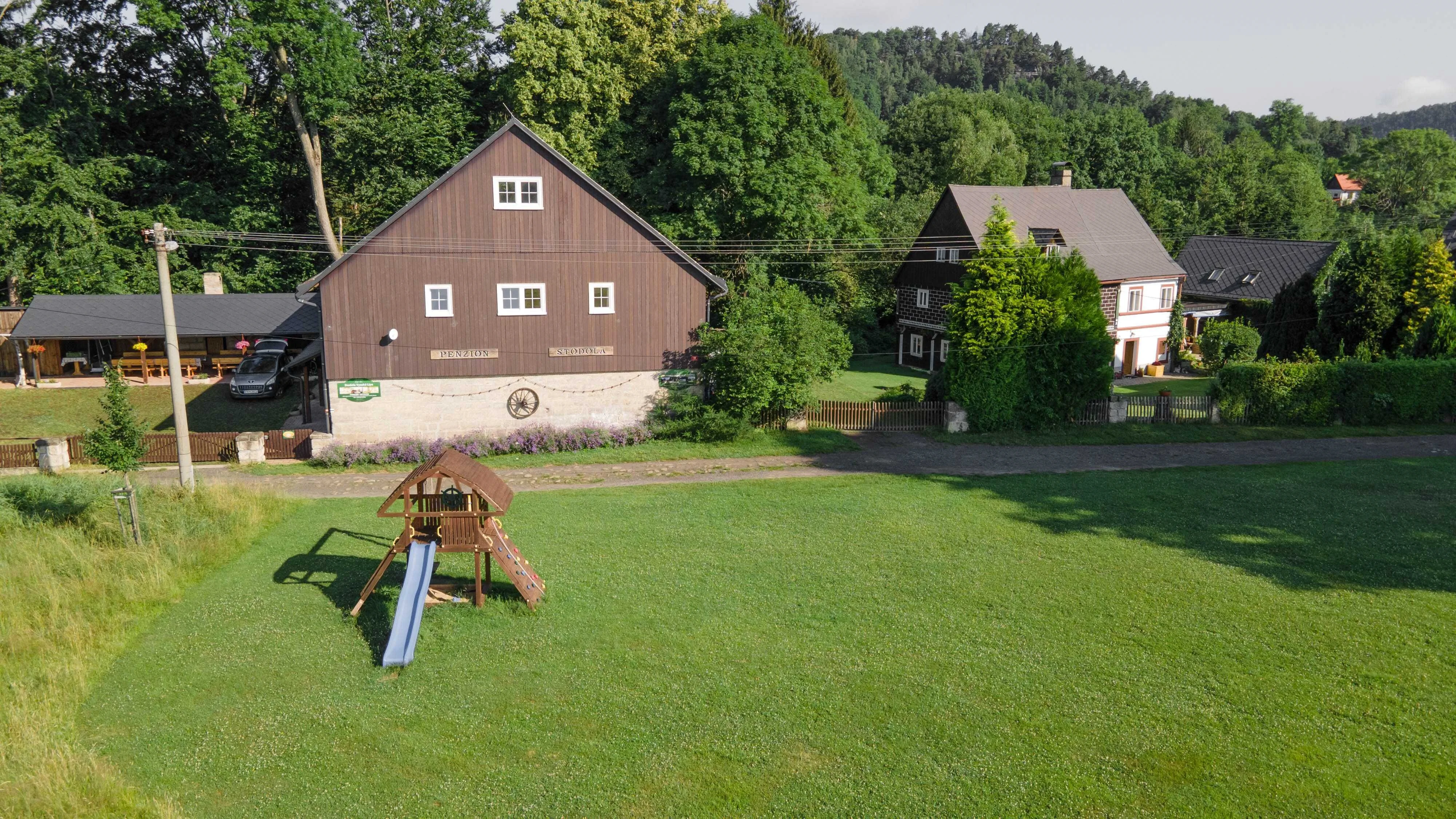 Resort Vysoká Lípa - Stodola a Chalupa – Jetřichovice, Republica Cehă