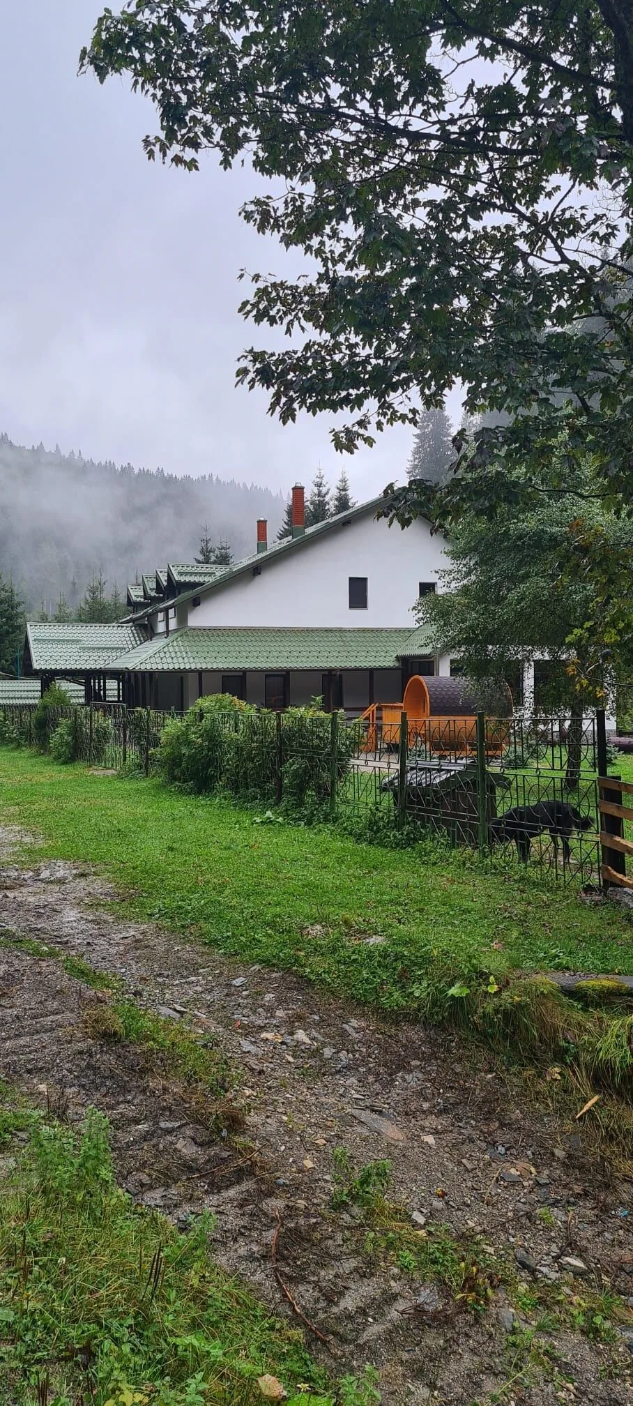 Cabana Brătei Dobreşti – Dobreşti, România