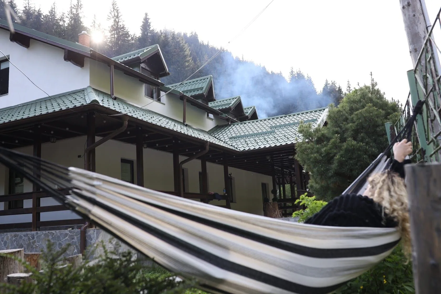 Cabana Brătei Dobreşti – Dobreşti, România