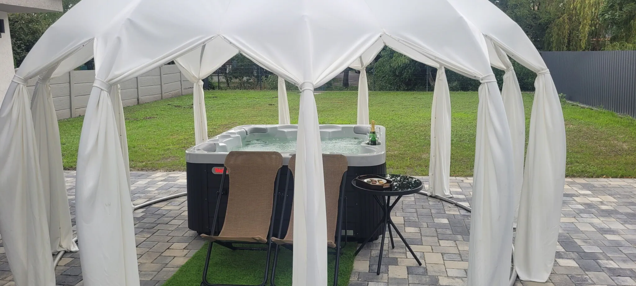 Riverside Apartmanház Gyula – Giula, Ungaria