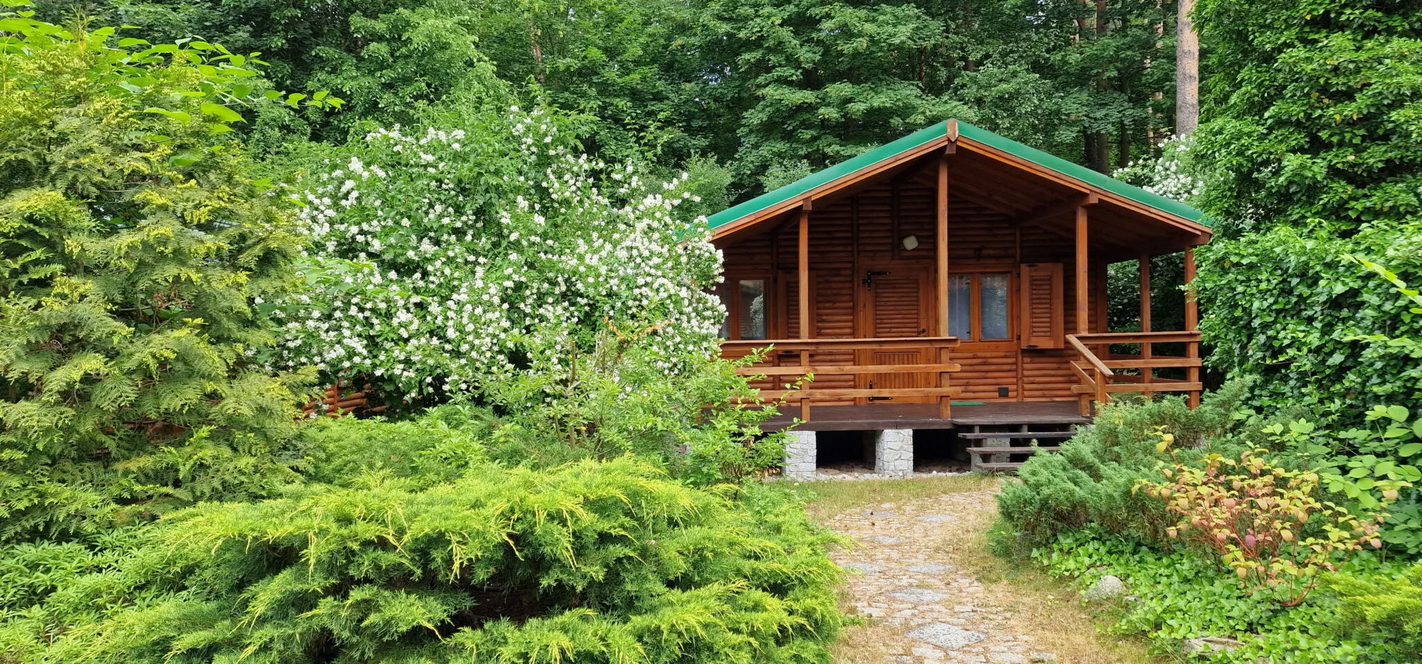 Ośrodek Puszczyk Sieraków Domki drewniane z Bali – Sieraków, Polonia
