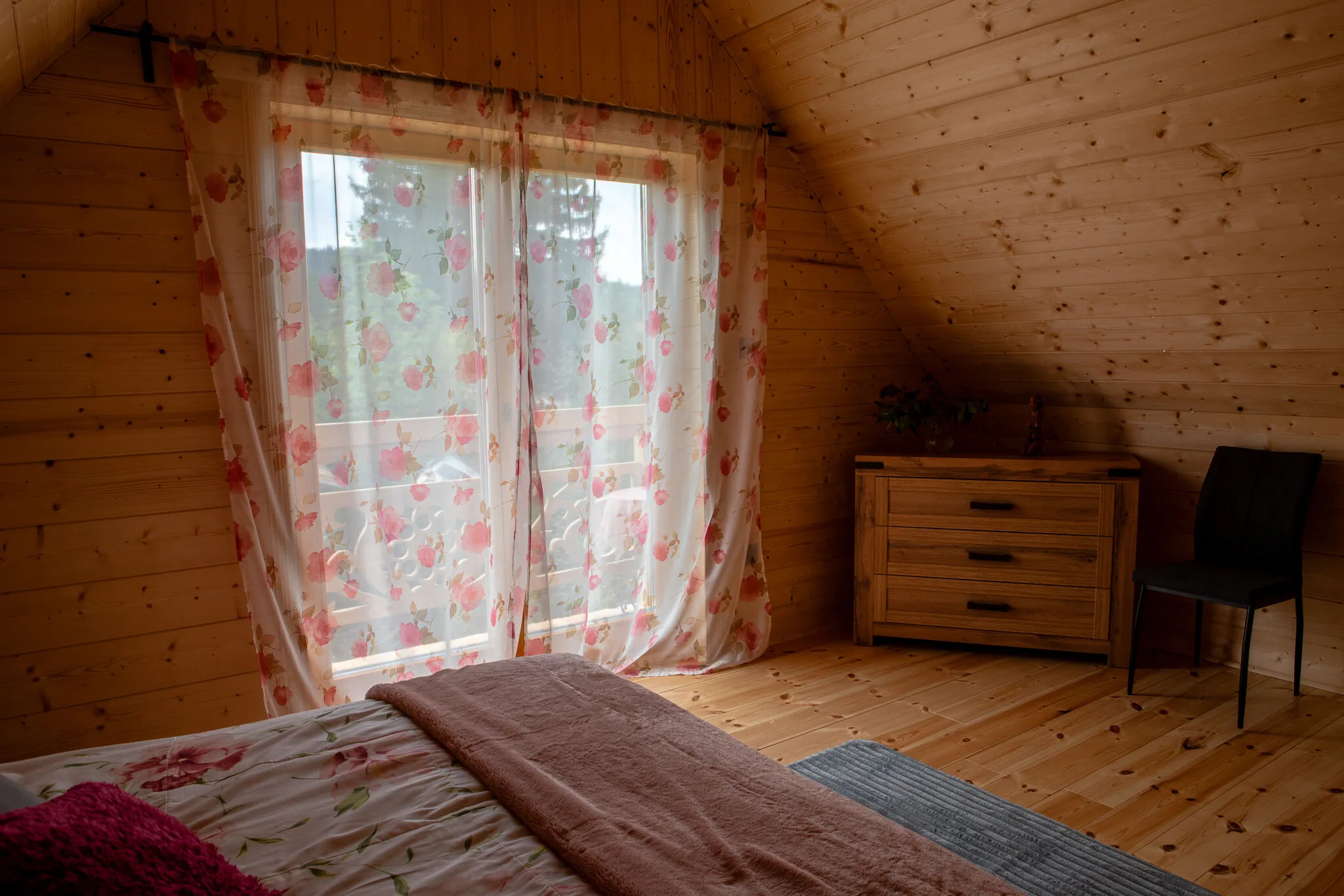Chata Czarny Kot  – Janowice Wielkie, Polonia