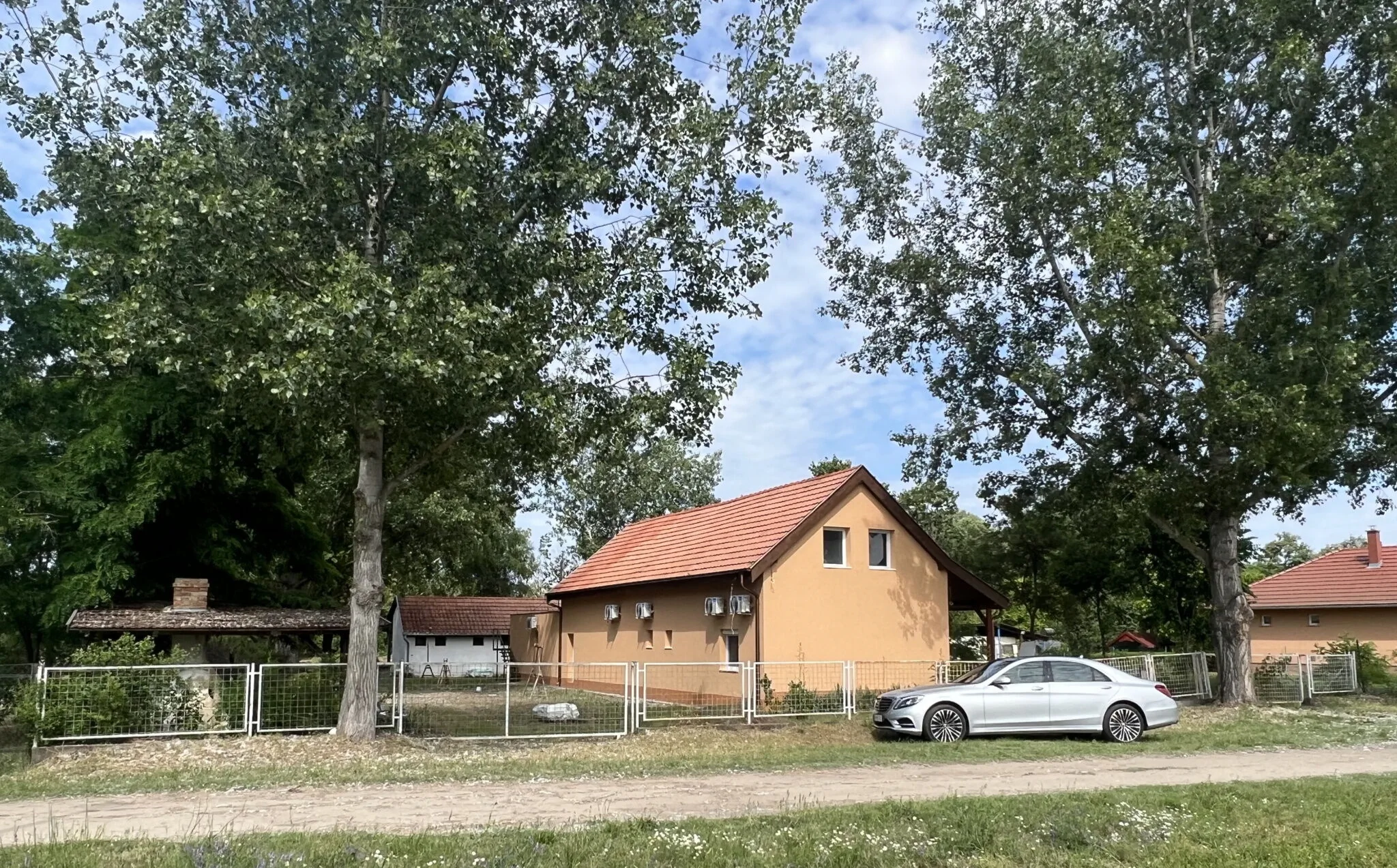 Varga Vendegház 3 Jakuzzival Tiszakécske – Tiszakécske, Ungaria