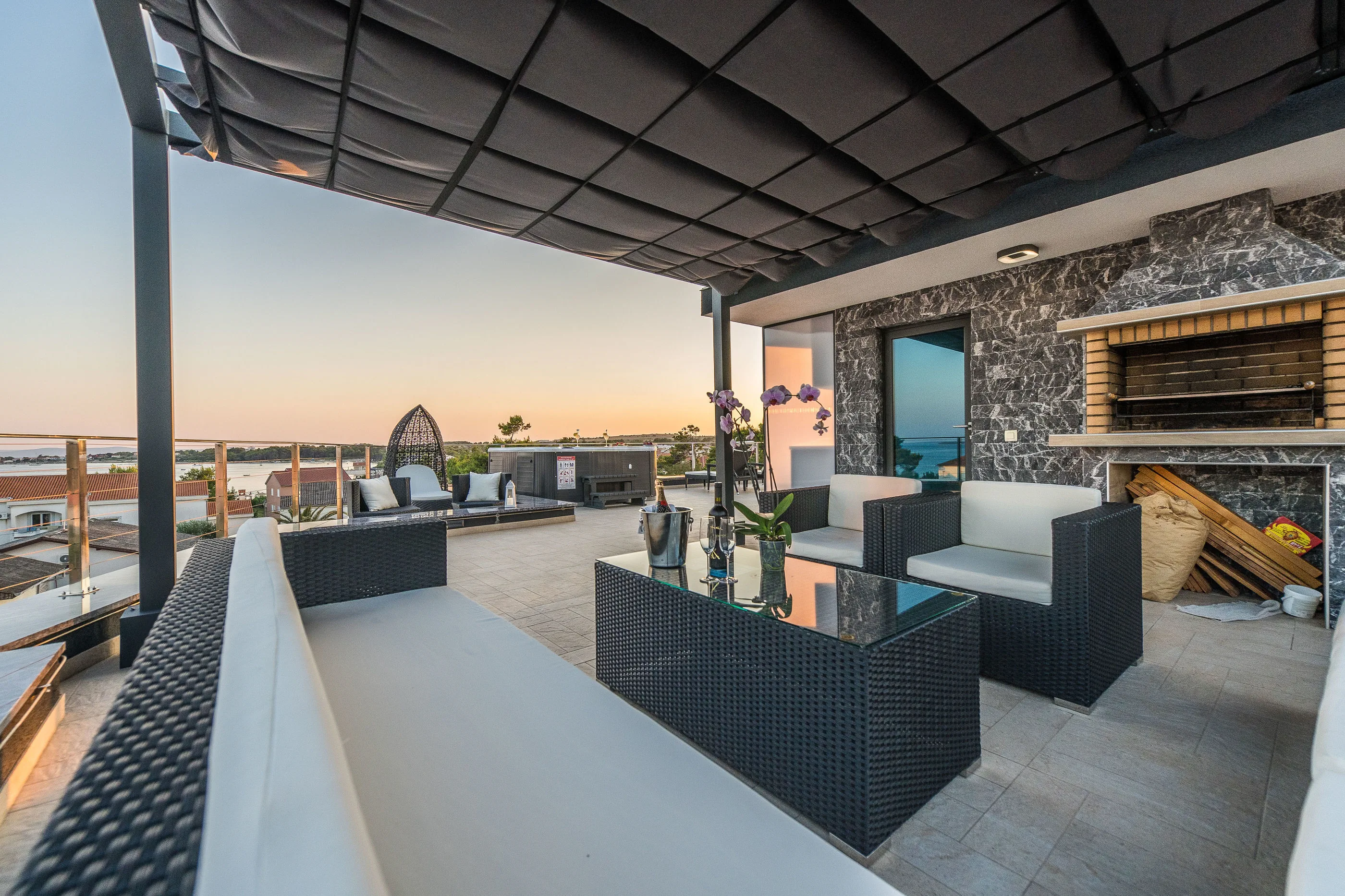 Apartments Luxury Villa Maloca Vir – Vir, Croația