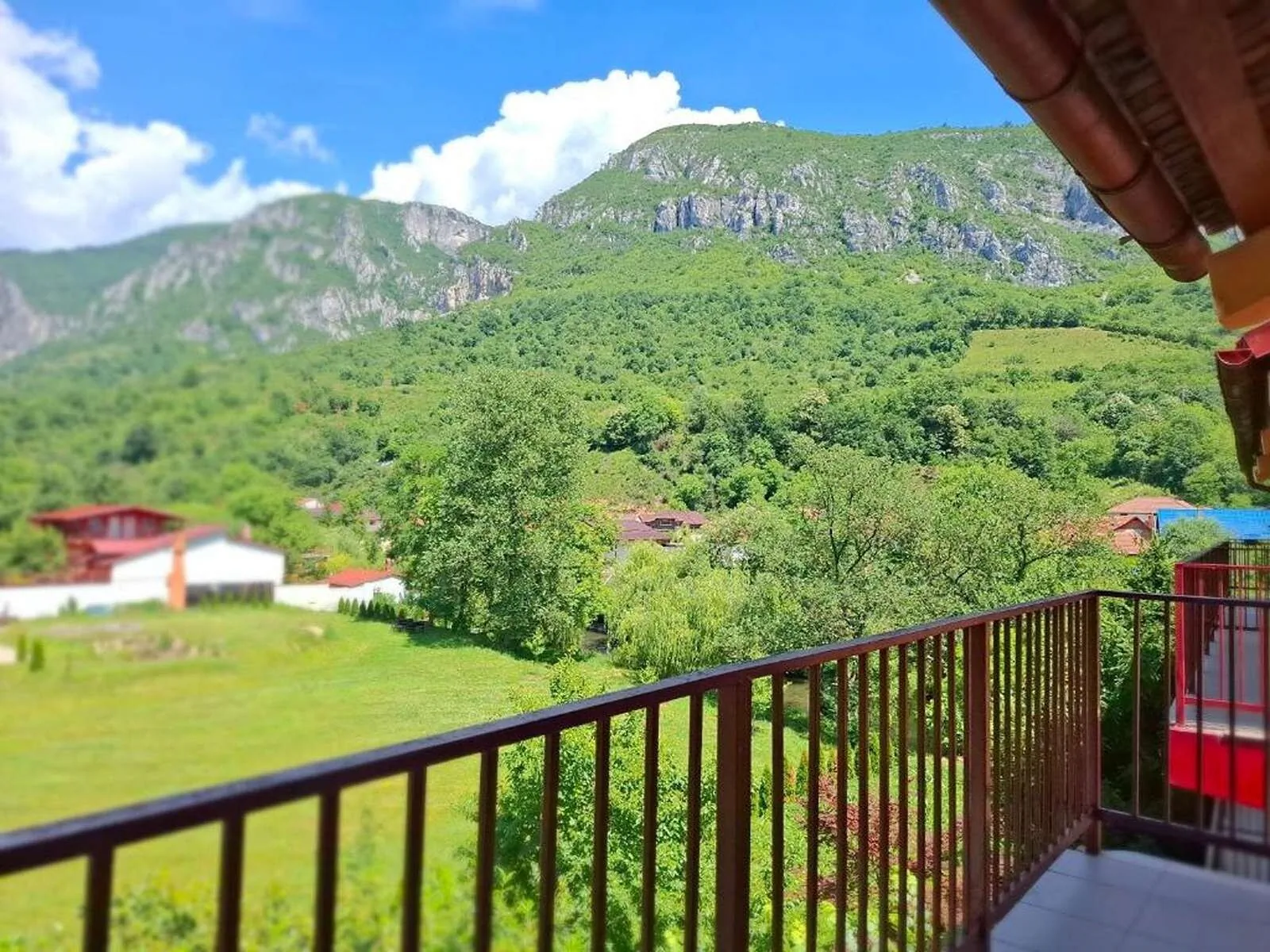 Pensiunea Safrane Băile Herculane – Băile Herculane, România