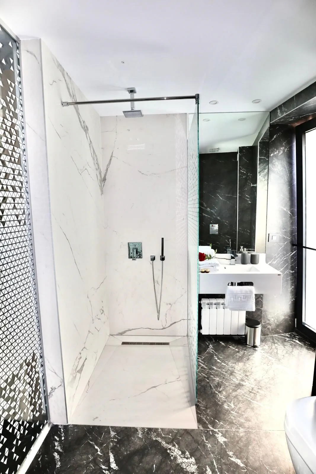 CM111 Aparthotel București – București, România