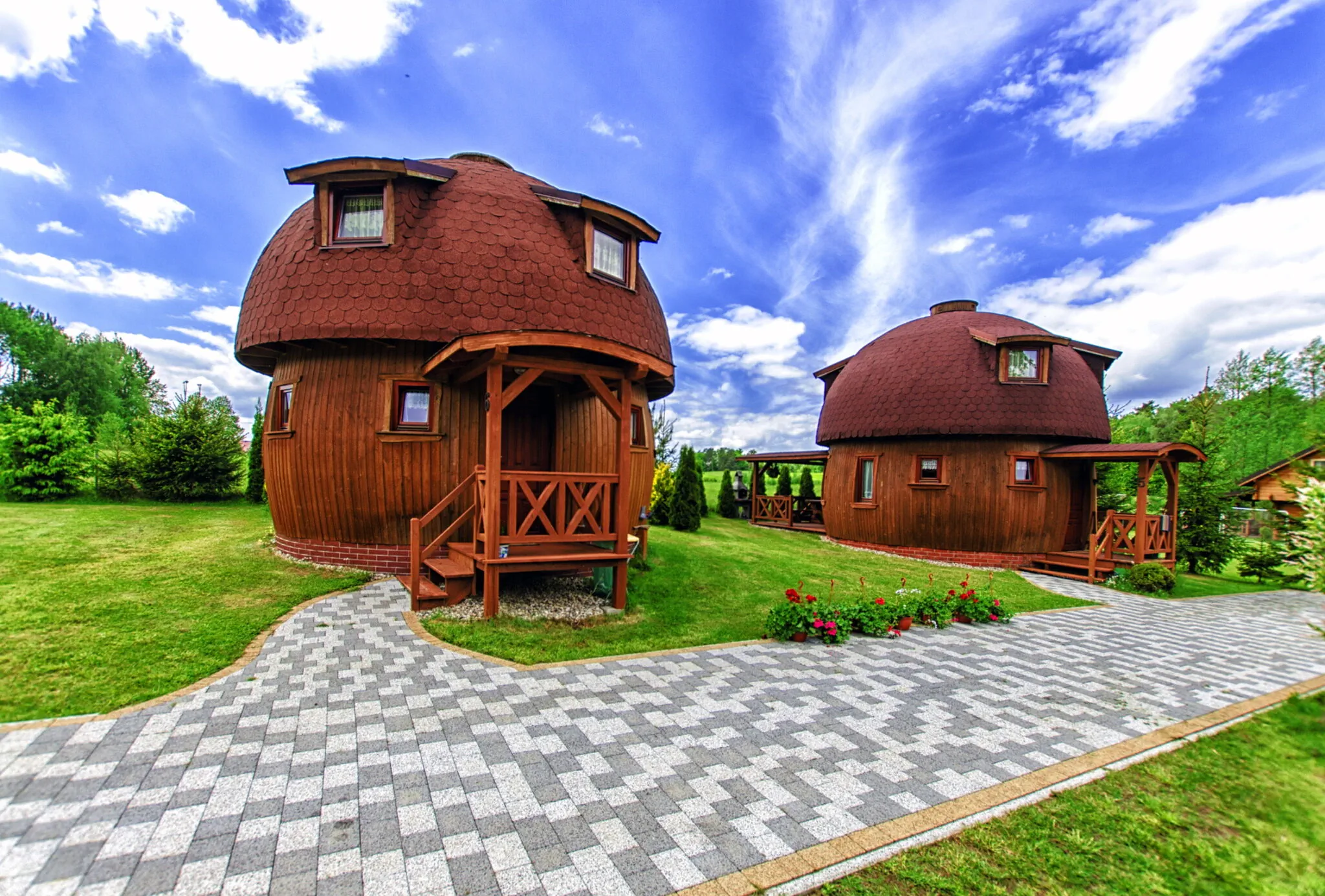 Drewniane Ławki / Oaza Ławki Ryn – Ławki, Polska