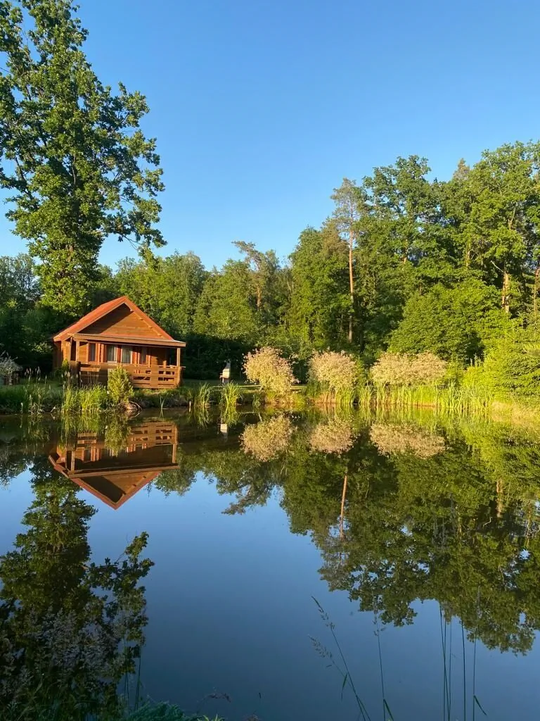 Drewniane Ławki / Oaza Ławki Ryn – Ławki, Polska