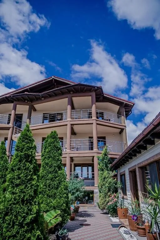 Vila Rafael și Robert 2 Mai – 2 Mai, România