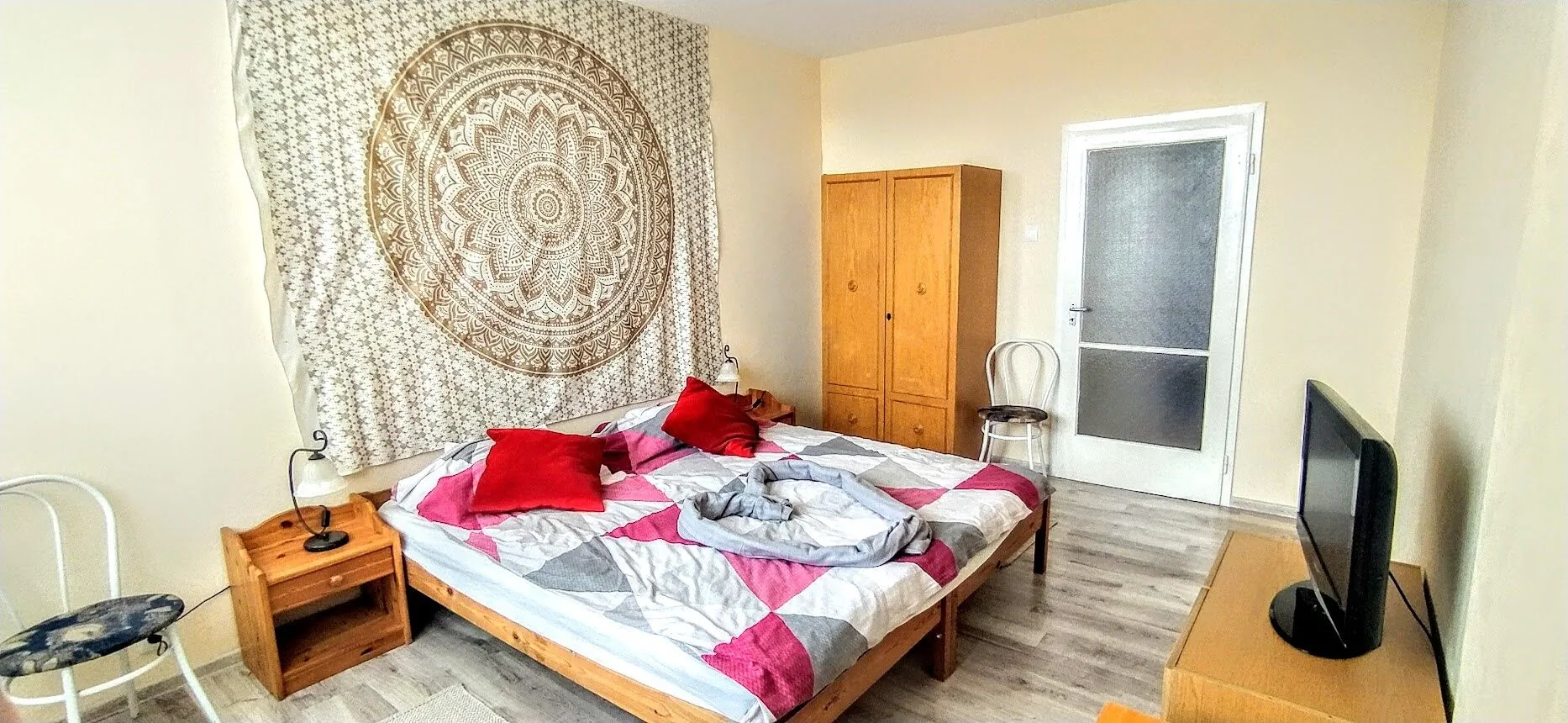 Fecskefészek Apartman Tapolca – Tapolca, Maďarsko