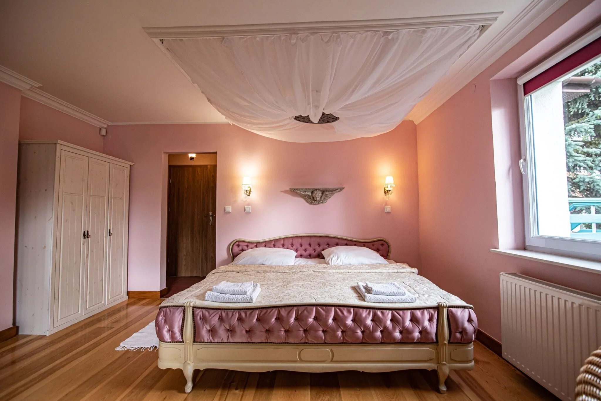 Dom Gościnny HydroZagadka Bed Breakfast Kołobrzeg – Kołobrzeg, Polska