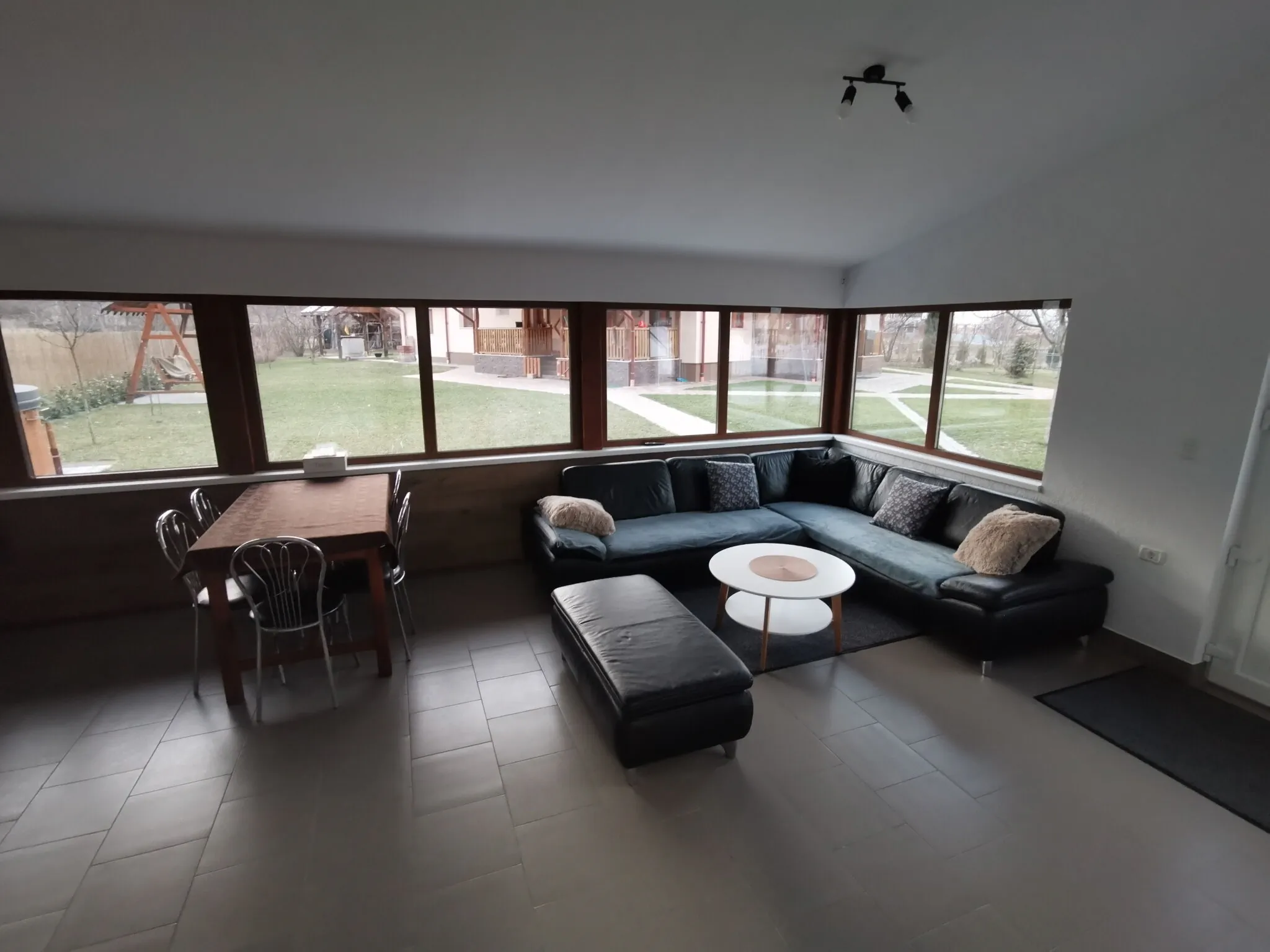 Casa Cecilia Costeşti - foto 2