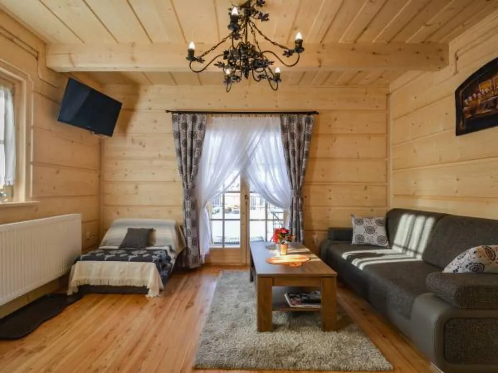 Domek Regionalny Baligówka – Witów, Polonia
