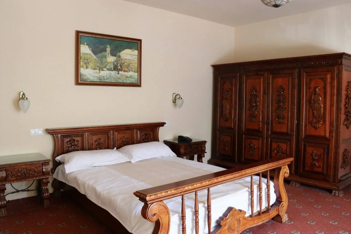 The Elite - Oradea's Legendary Hotel Oradea – Oradea, România