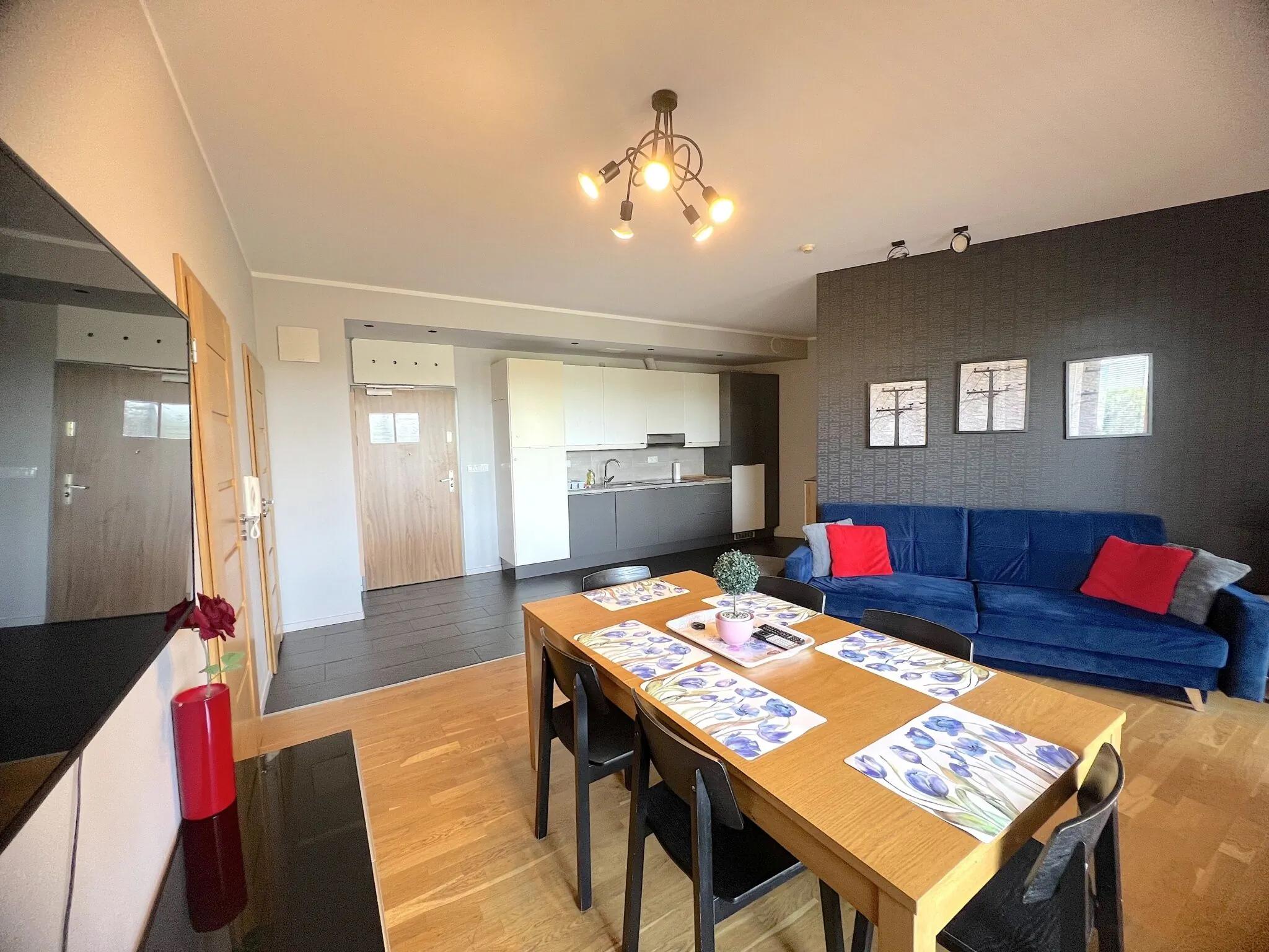 Apartament z 3 sypialniami przy plaży Kołobrzeg – Kołobrzeg, Polska