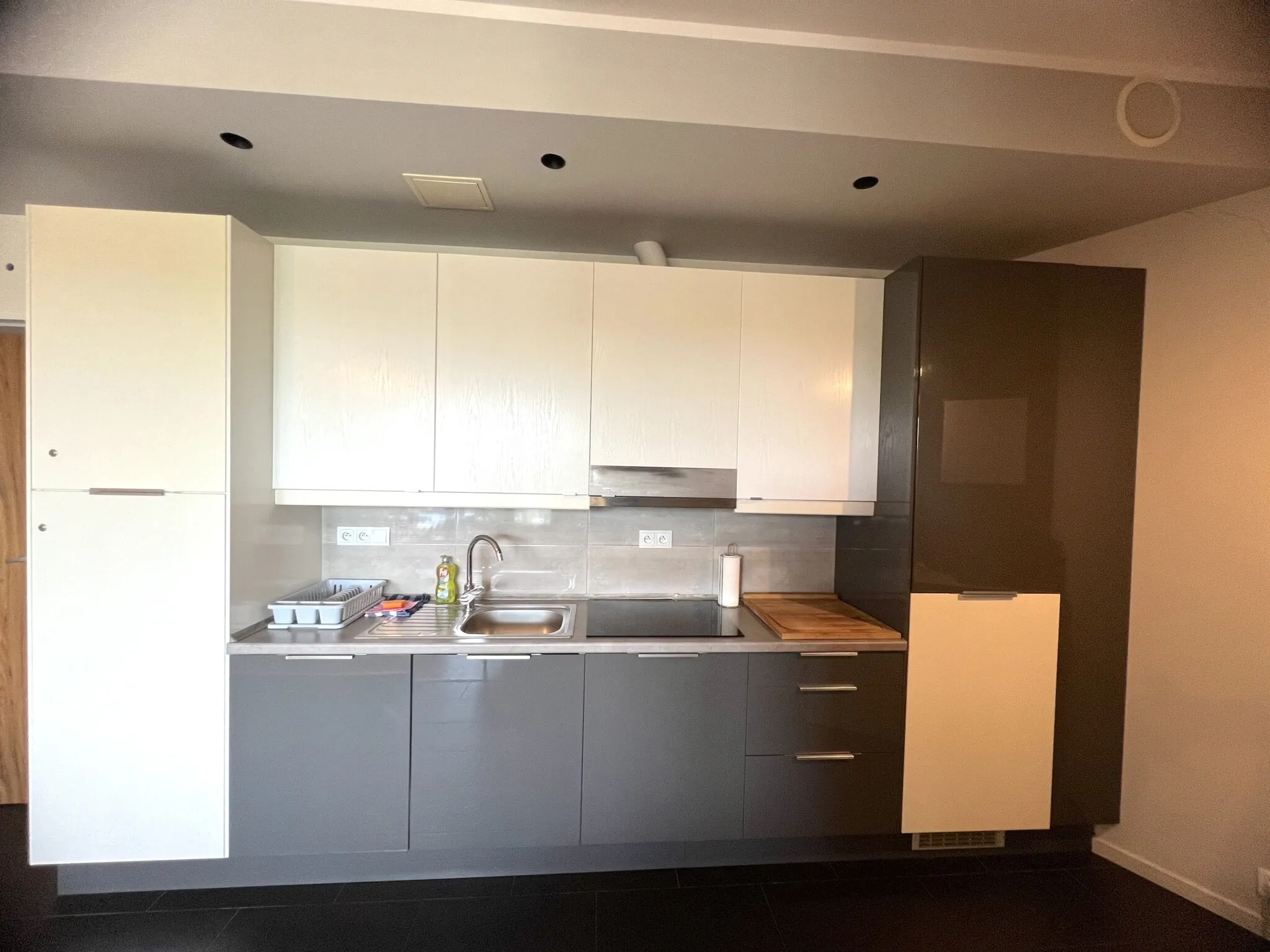Apartament z 3 sypialniami przy plaży Kołobrzeg – Kołobrzeg, Polska