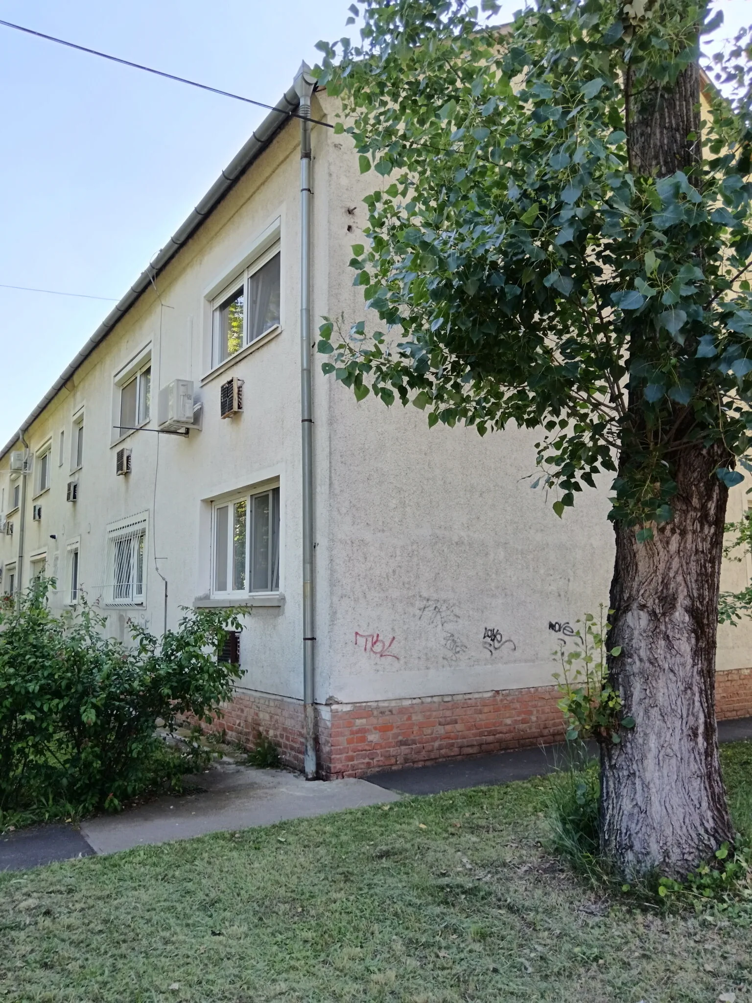 Tulipán Apartman Békéscsaba – Bichișciaba, Ungaria