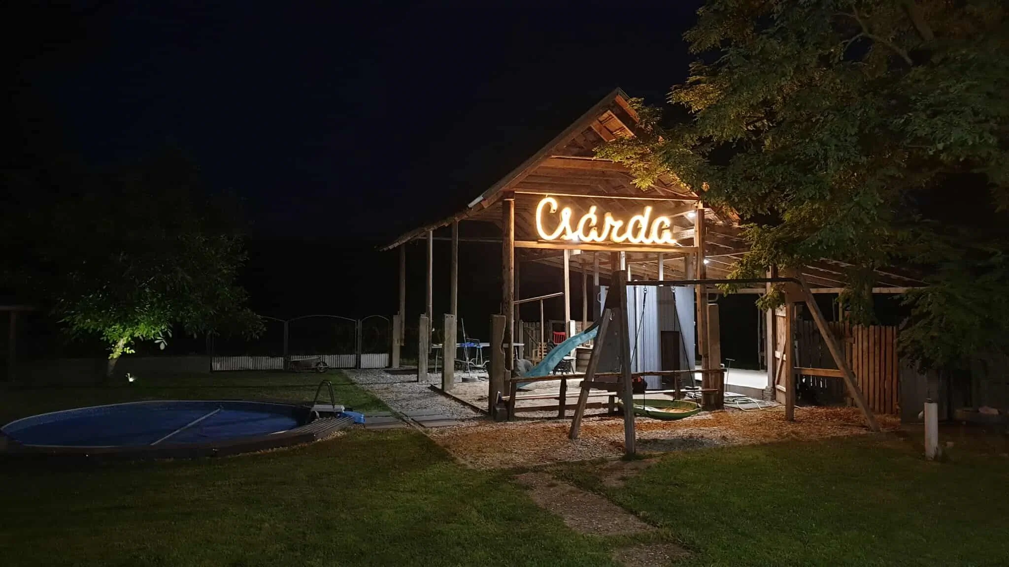 Pottos Porta Váncsod – Váncsod, Ungaria