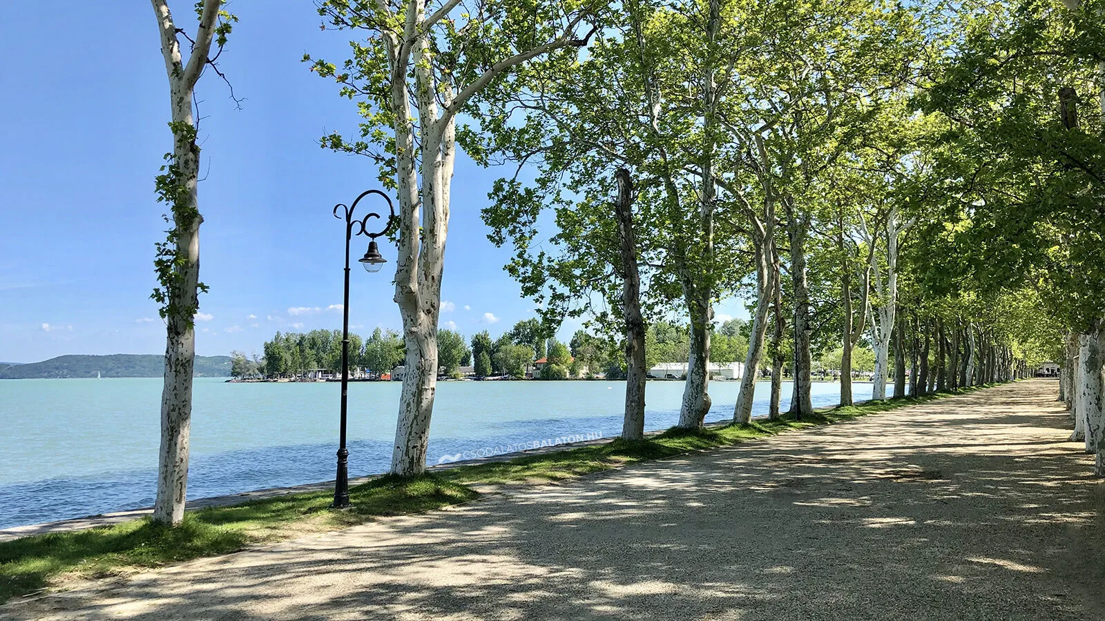 Családi Nyugalom Apartman Balatonföldvár - foto 1