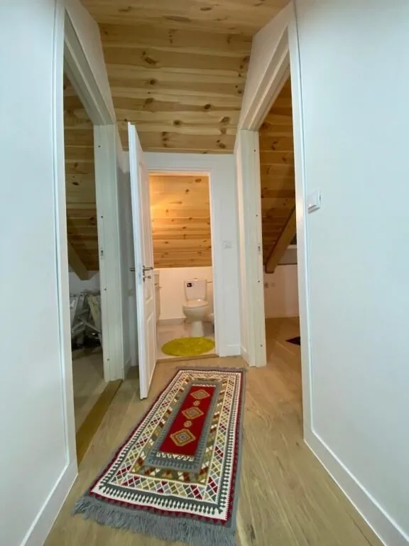 Casa de vacanță La Țărani Iacobeni – Comuna Iacobeni, România