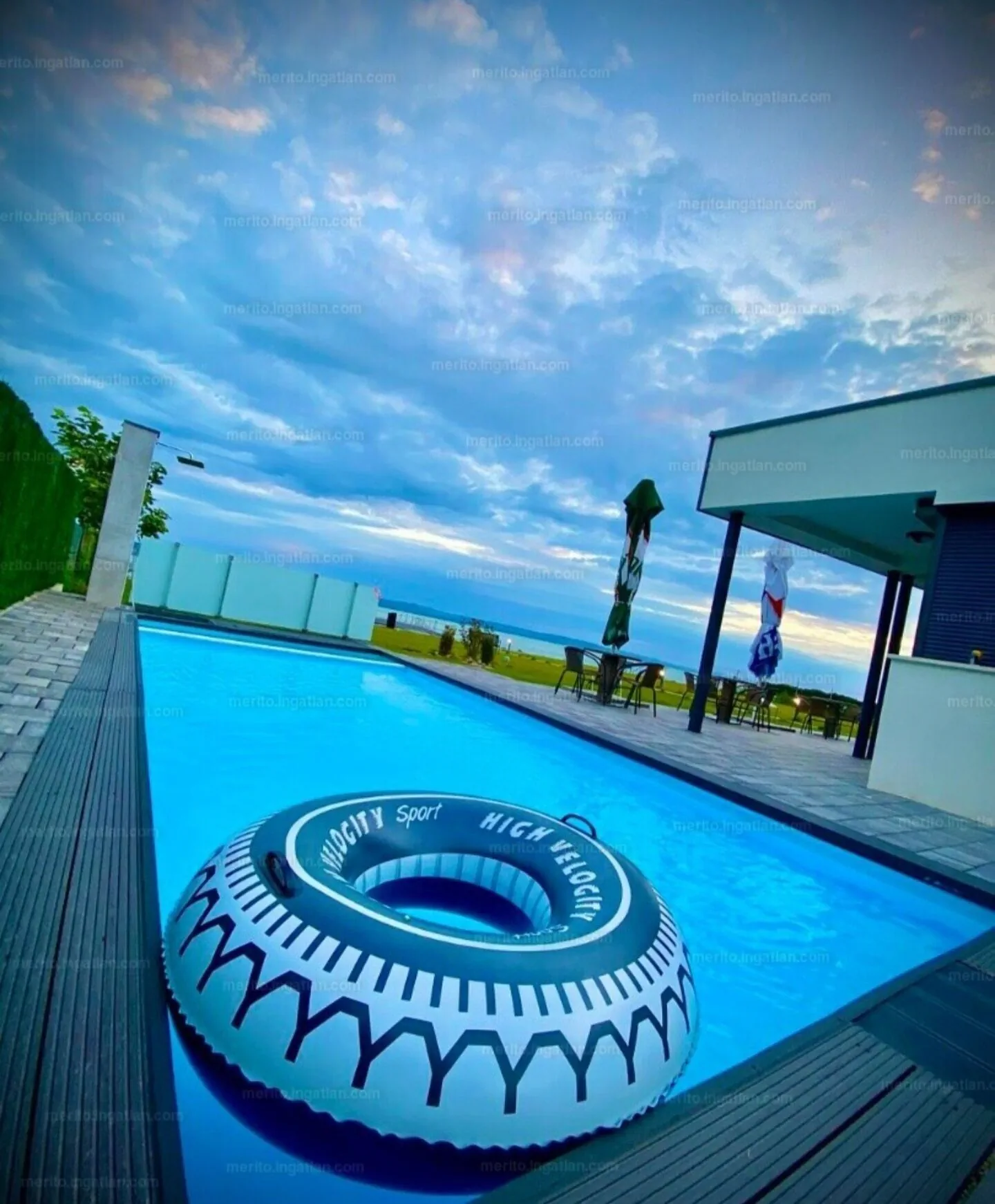 Infinity Apartman Lelle Marine Balatonlelle – Balatonlelle, Maďarsko