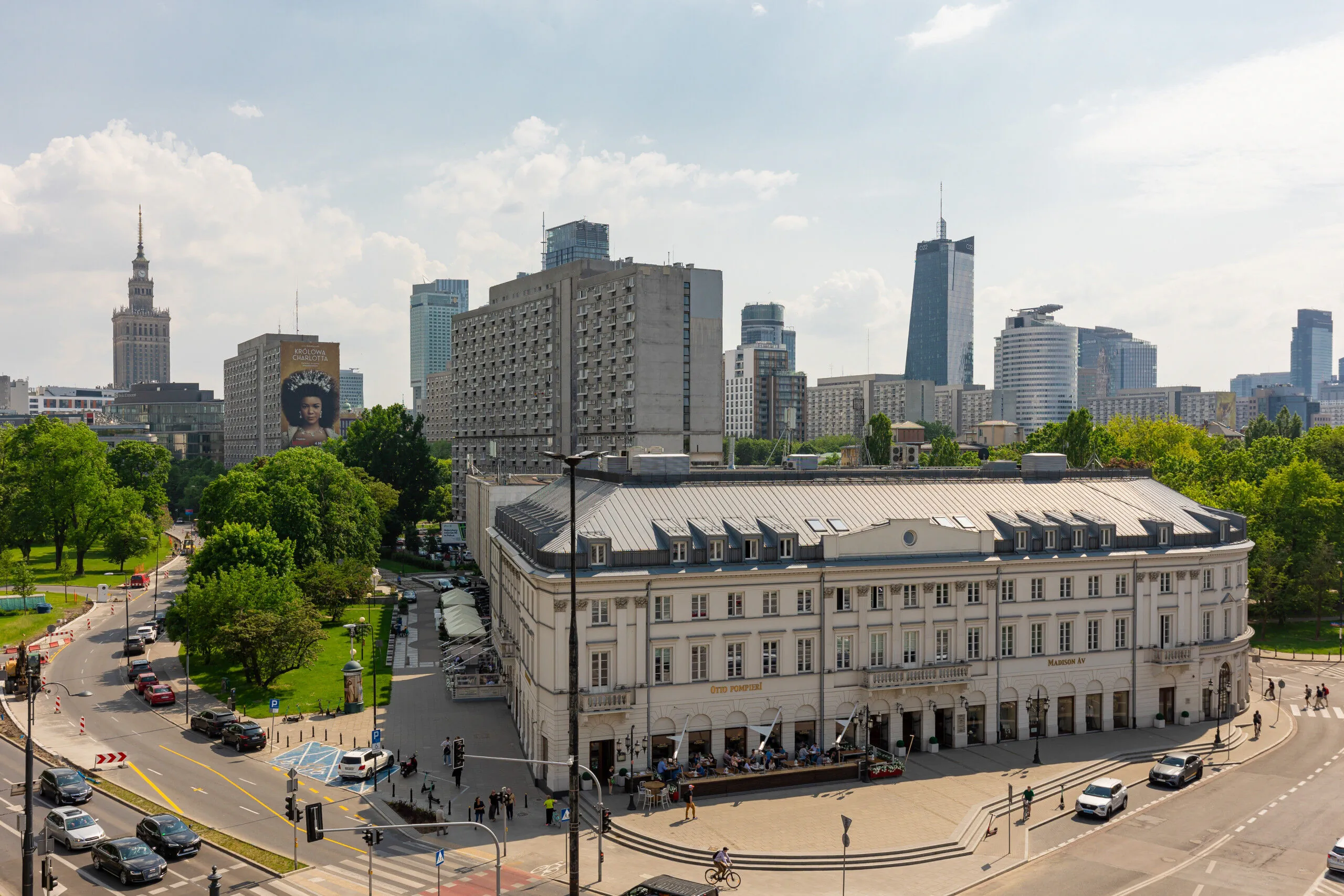 Senatorska 40/92 – Varșovia, Polonia
