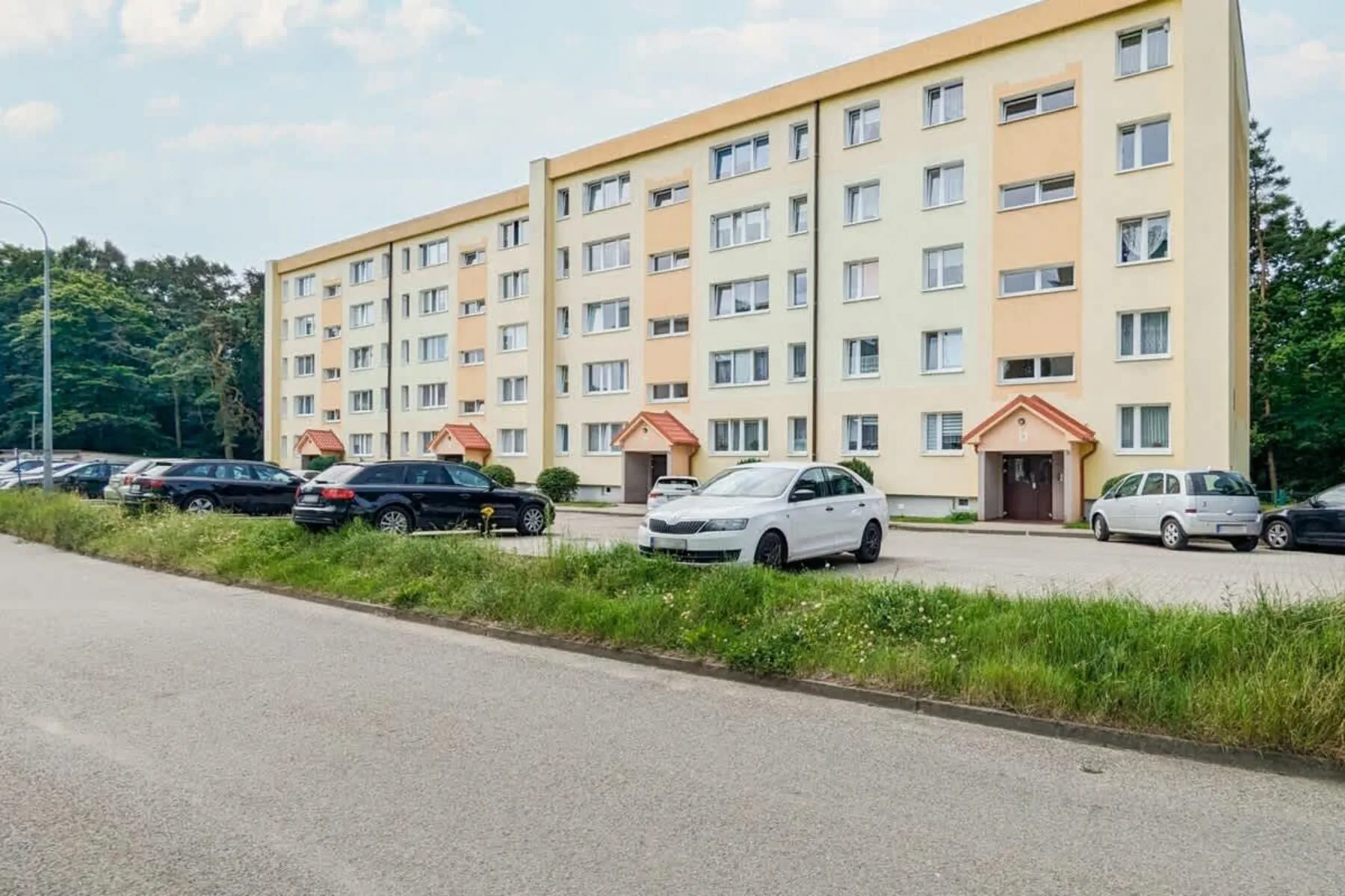 Stylowy Apartament z Balkonem | 200 m od Plaży - foto 10