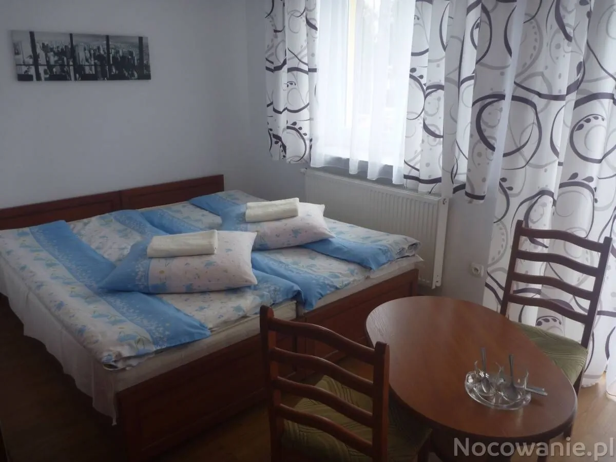 Ośrodek Wypoczynkowy Nad Stawem - Dawniej OW Relaks Kudowa-Zdrój – Kudowa-Zdrój, Polska