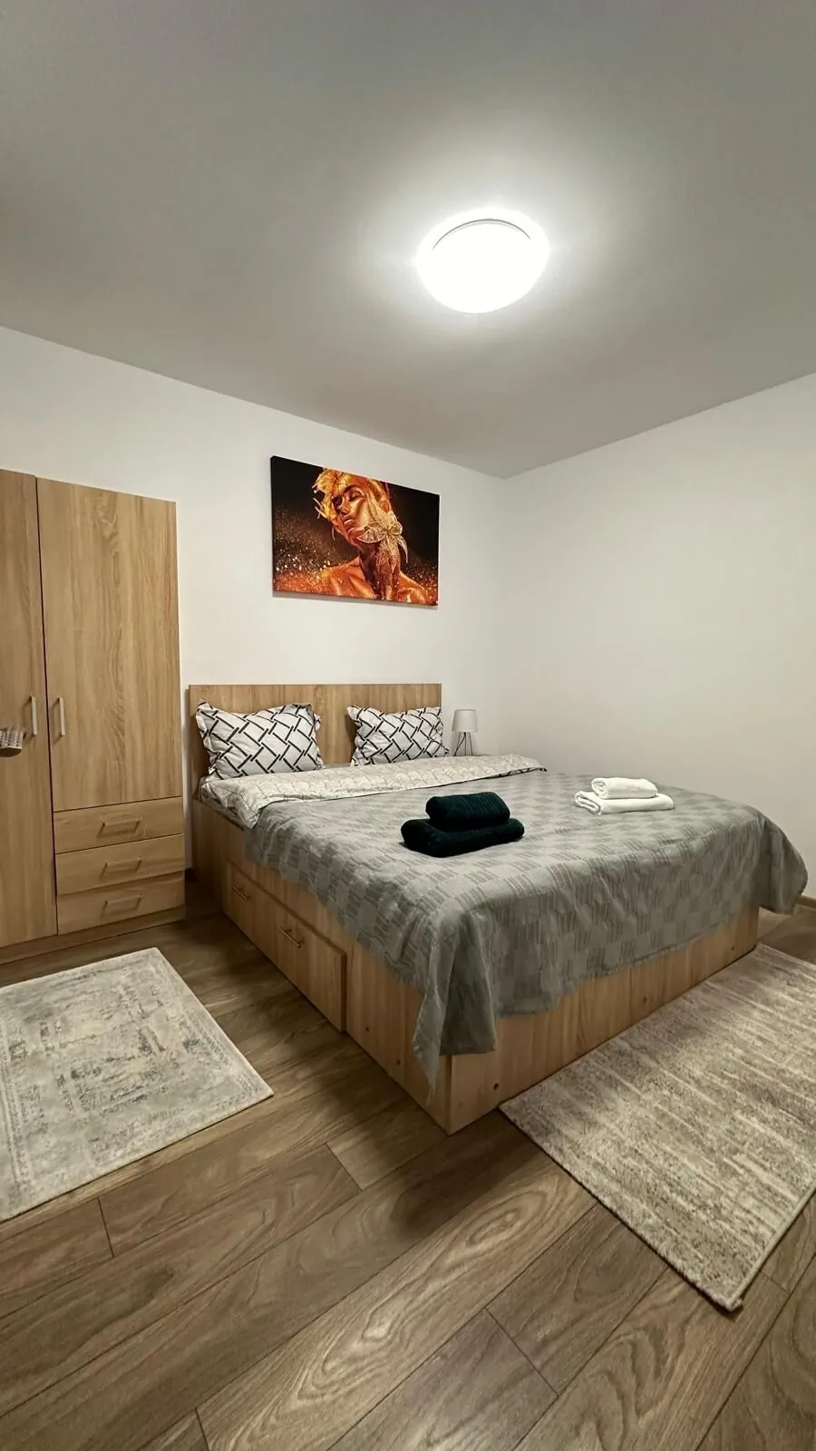 Alice Apartment Roman – Roman, România
