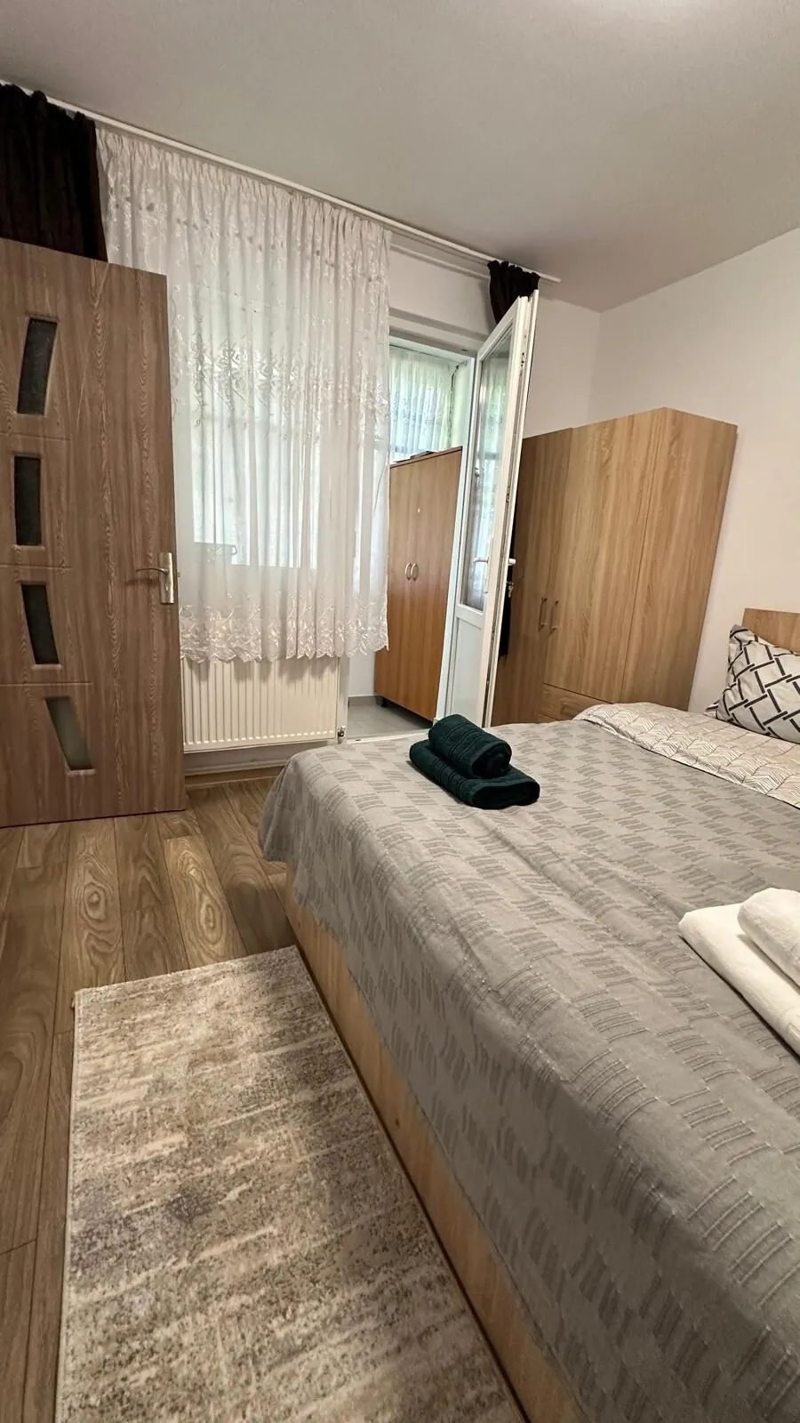 Alice Apartment Roman – Roman, România