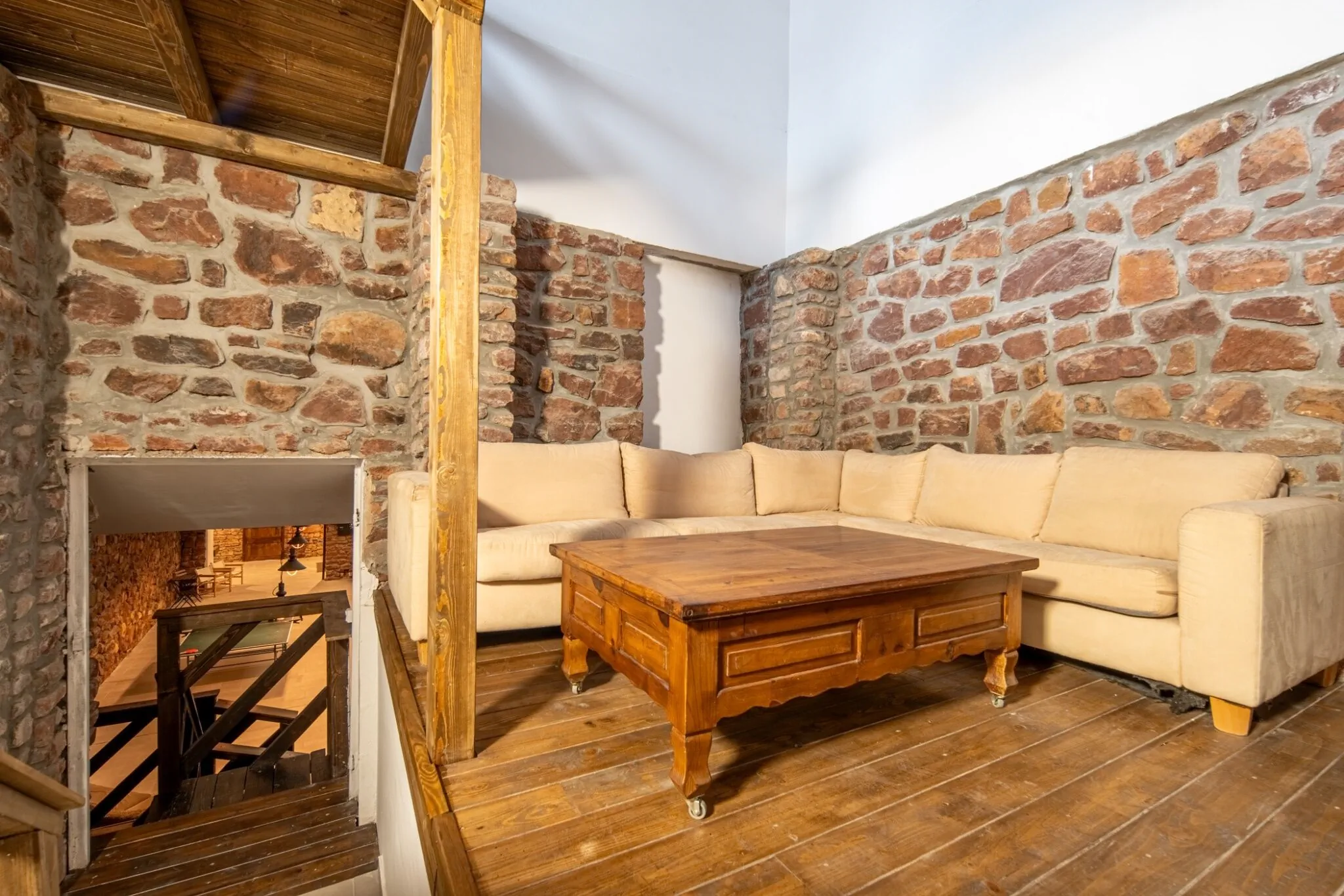 Red Stone Kővágóörs – Kővágóörs, Maďarsko