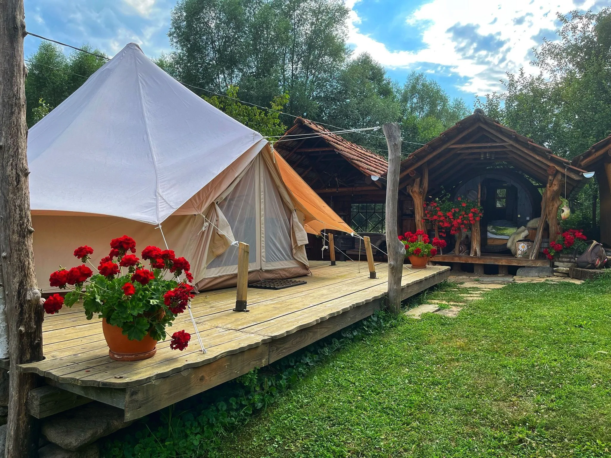 Lazy Dreams Voia Glamping Hunedoara  – Voia, România