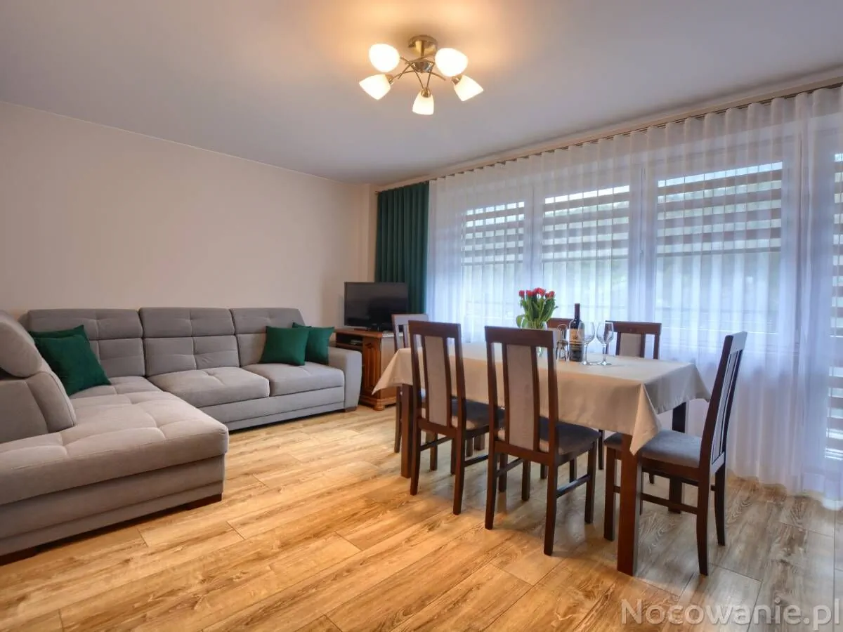 Apartament Zielony Zakątek Ustrzyki Dolne – Ustrzyki Dolne, Polsko